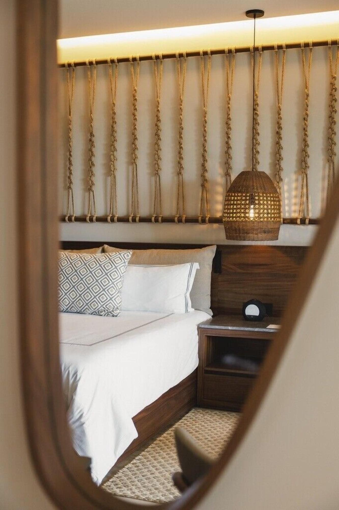 Preferred Club Junior Suite Tropical View King