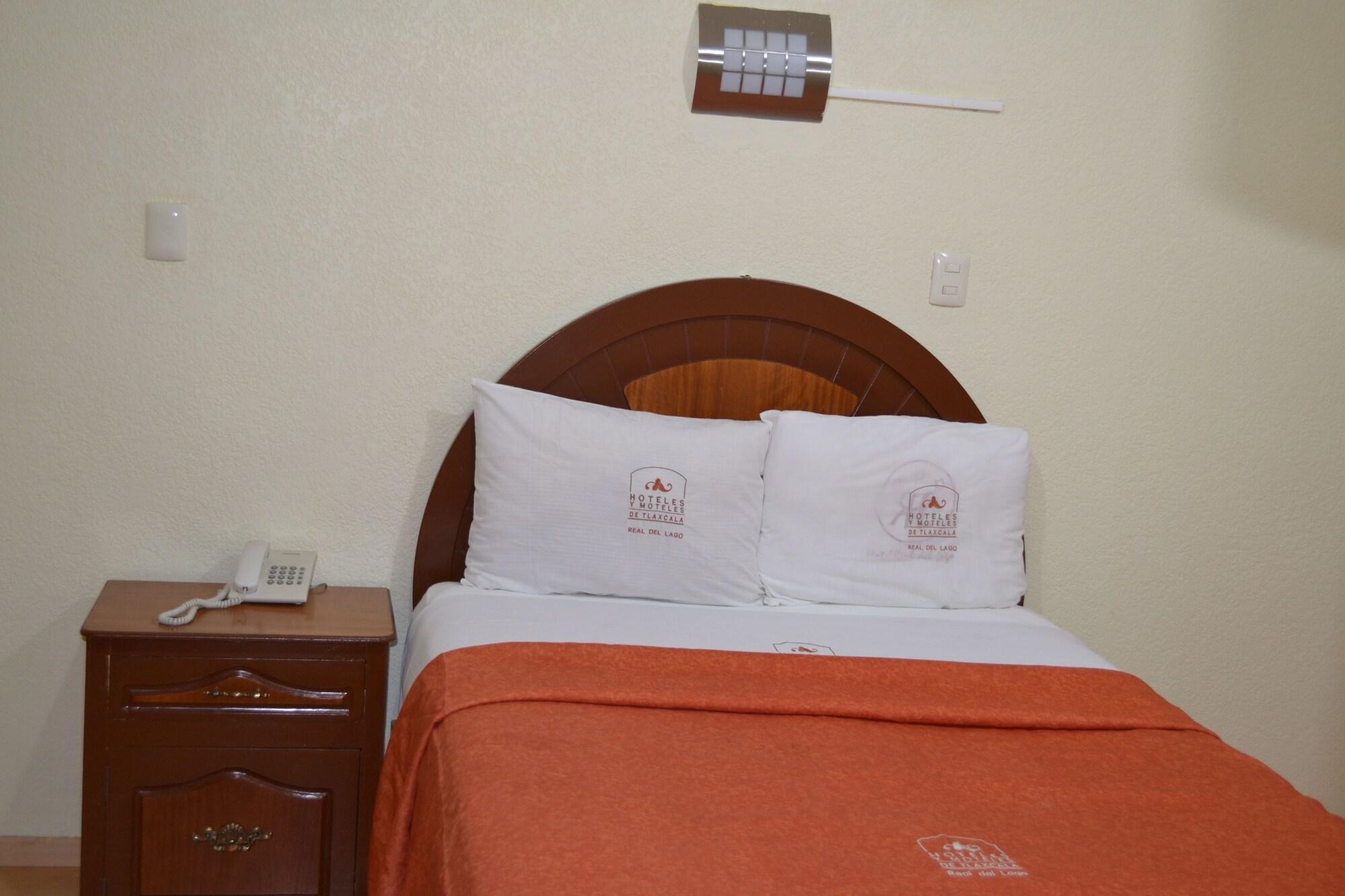 Hotel Real Del Lago 6