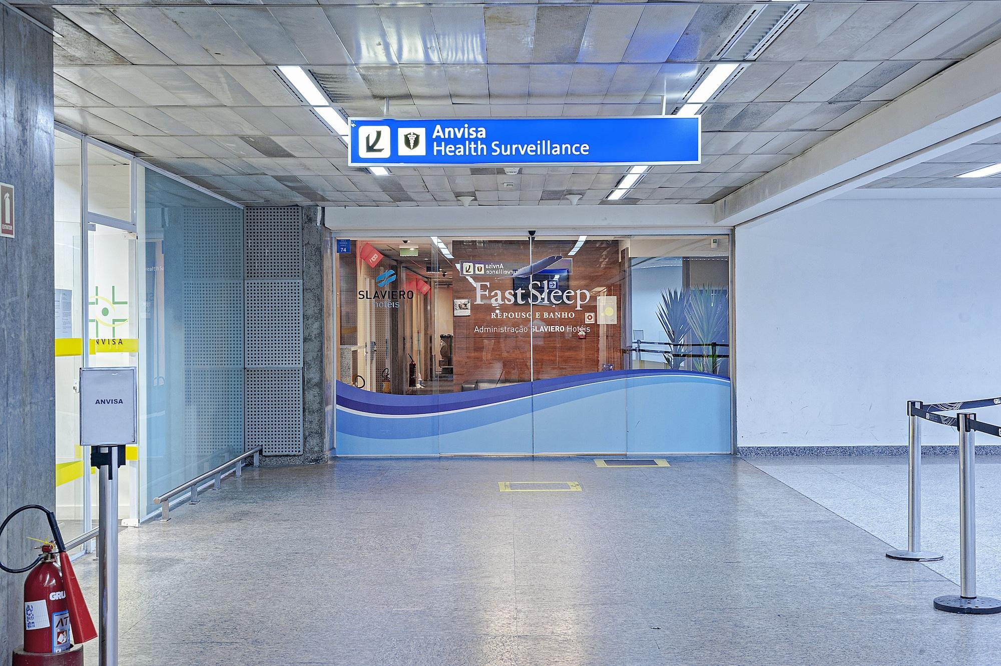 image-housing-carousel