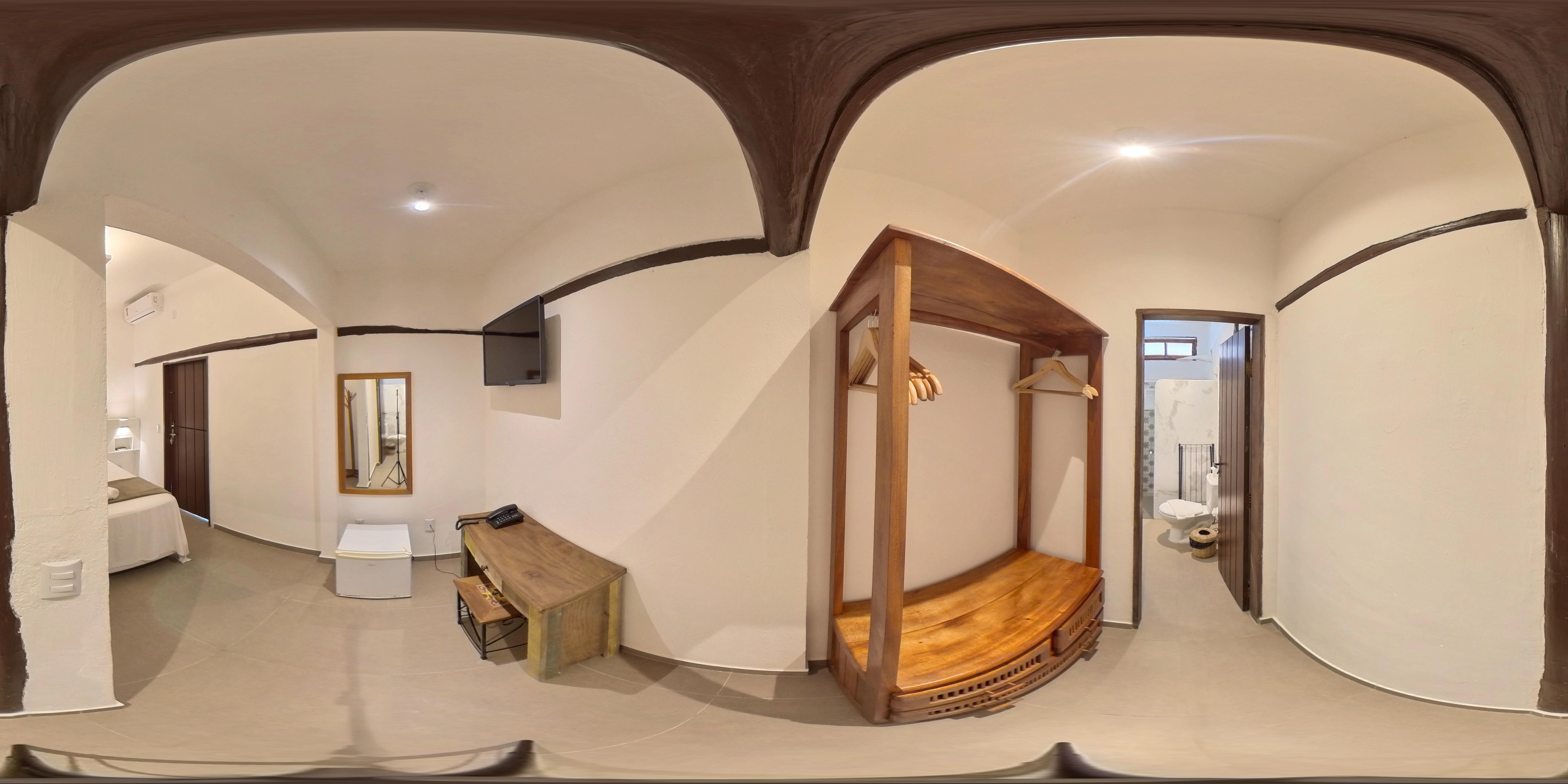 image-housing-carousel