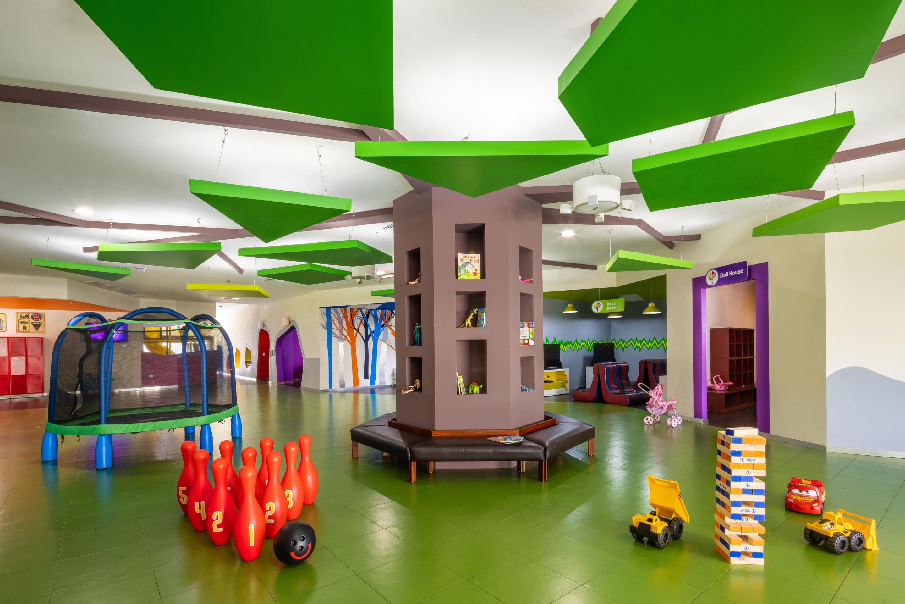 image-housing-carousel