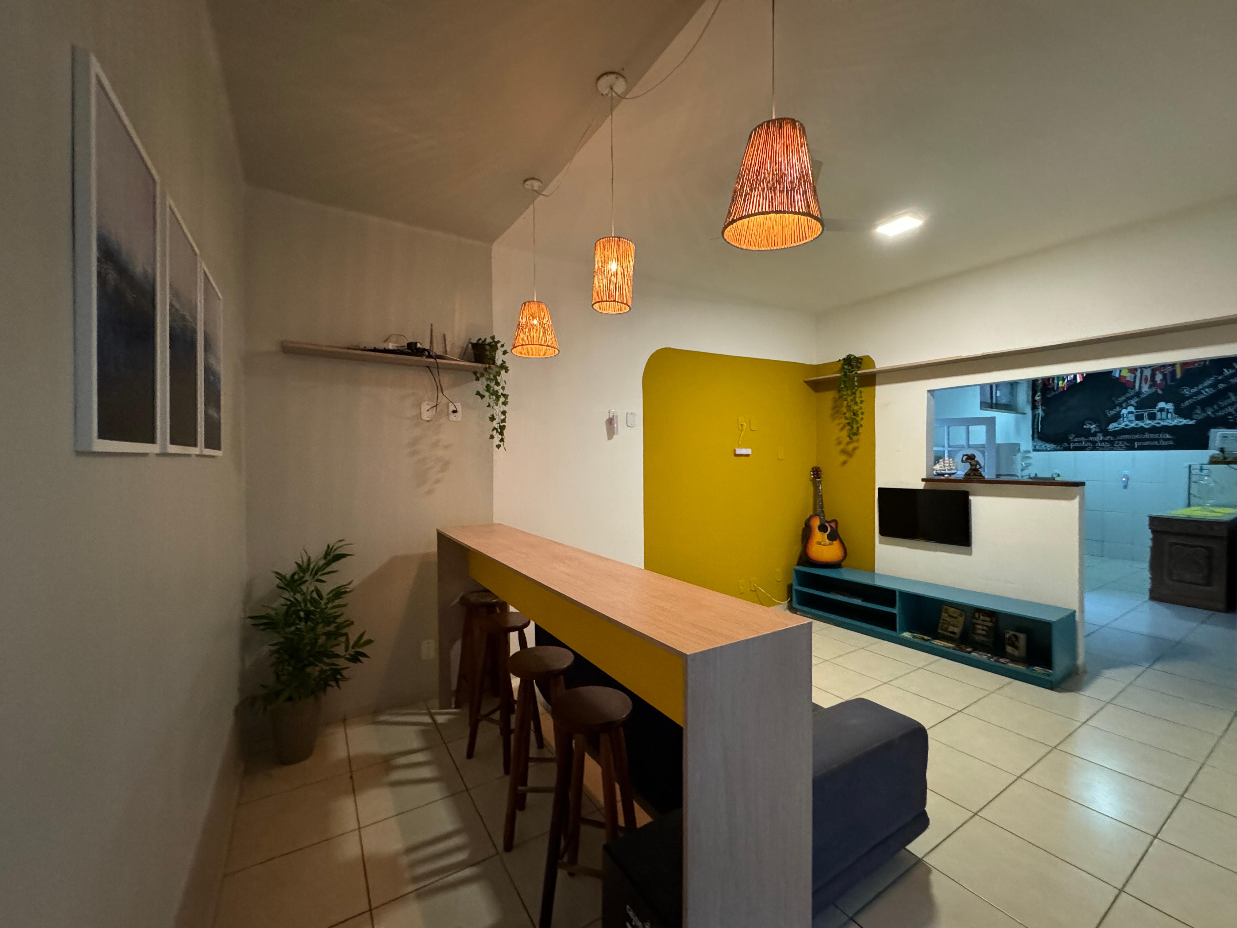image-housing-carousel