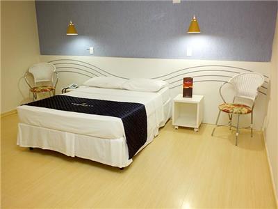 image-housing-carousel
