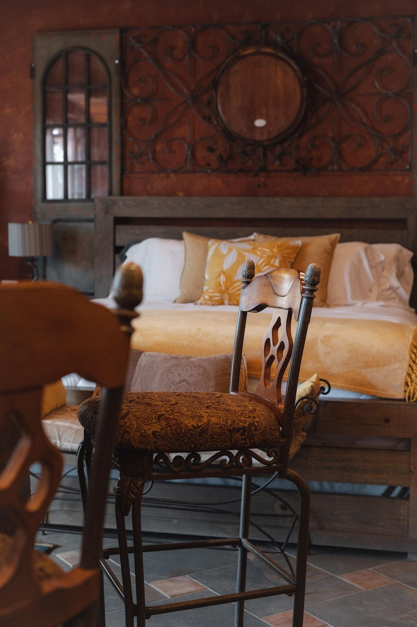 image-housing-carousel