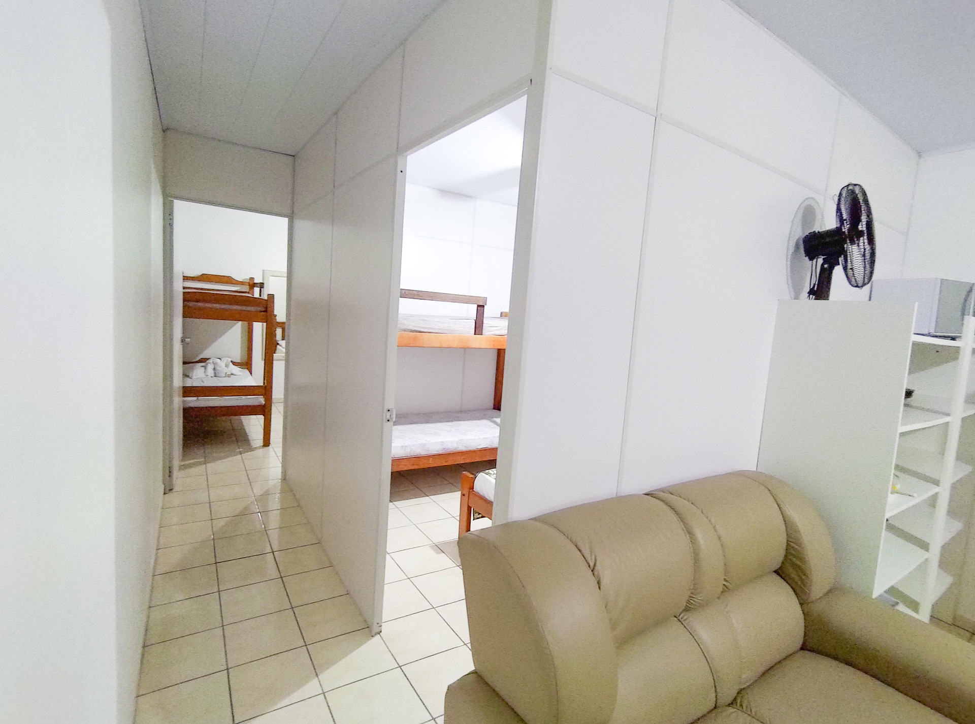 image-housing-carousel