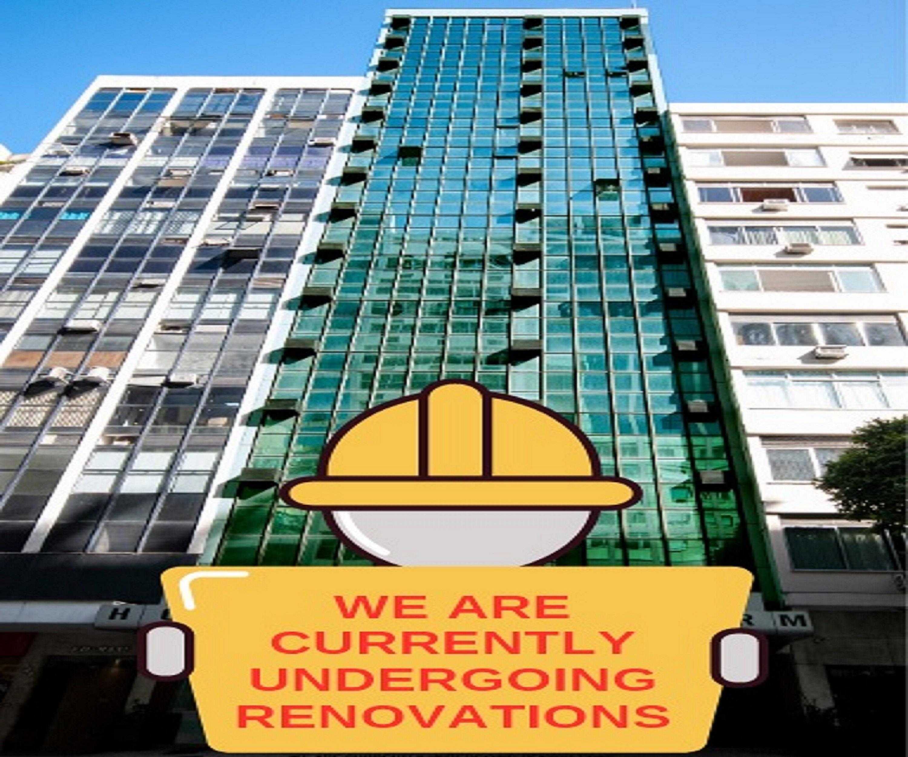 image-housing-carousel