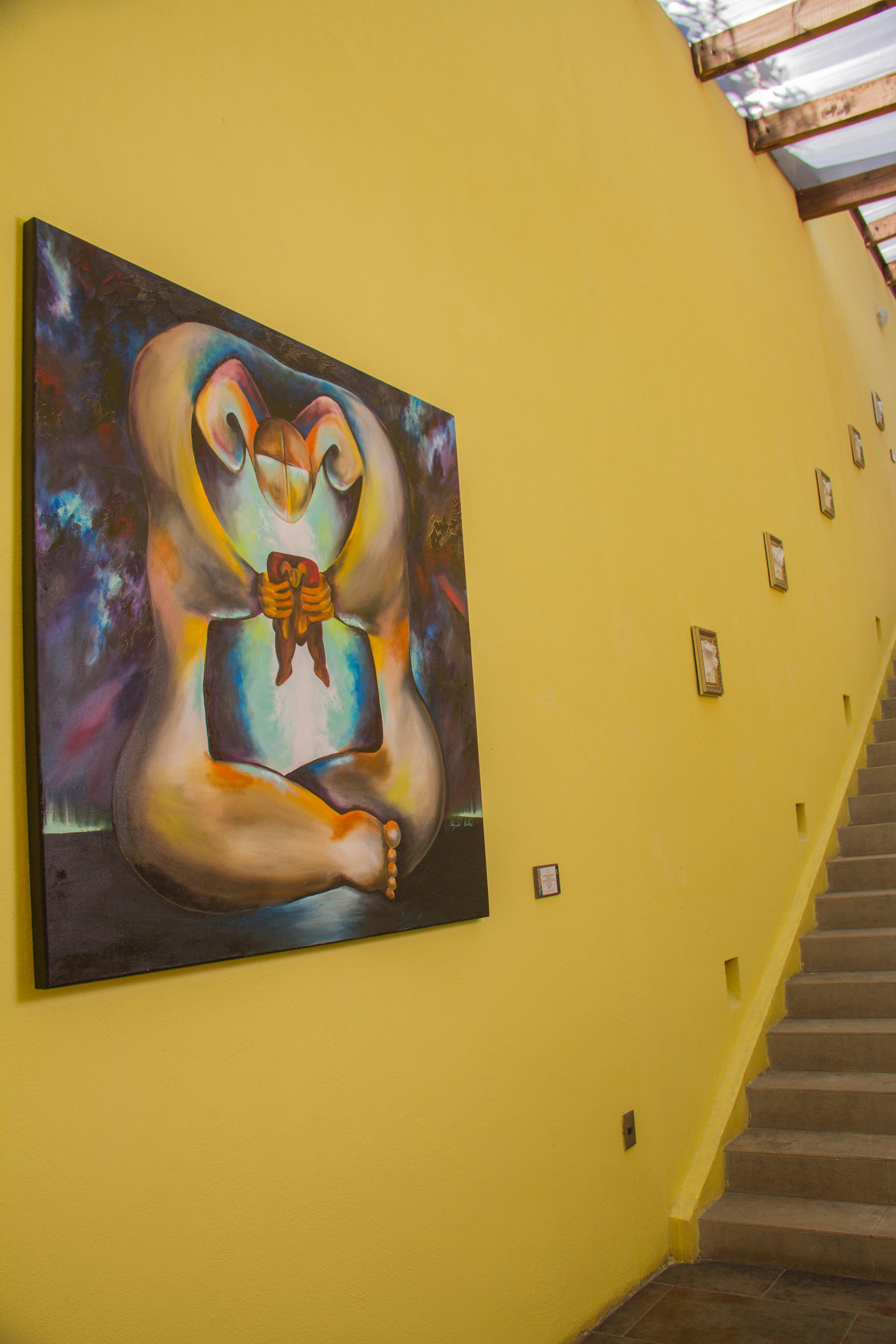 image-housing-carousel