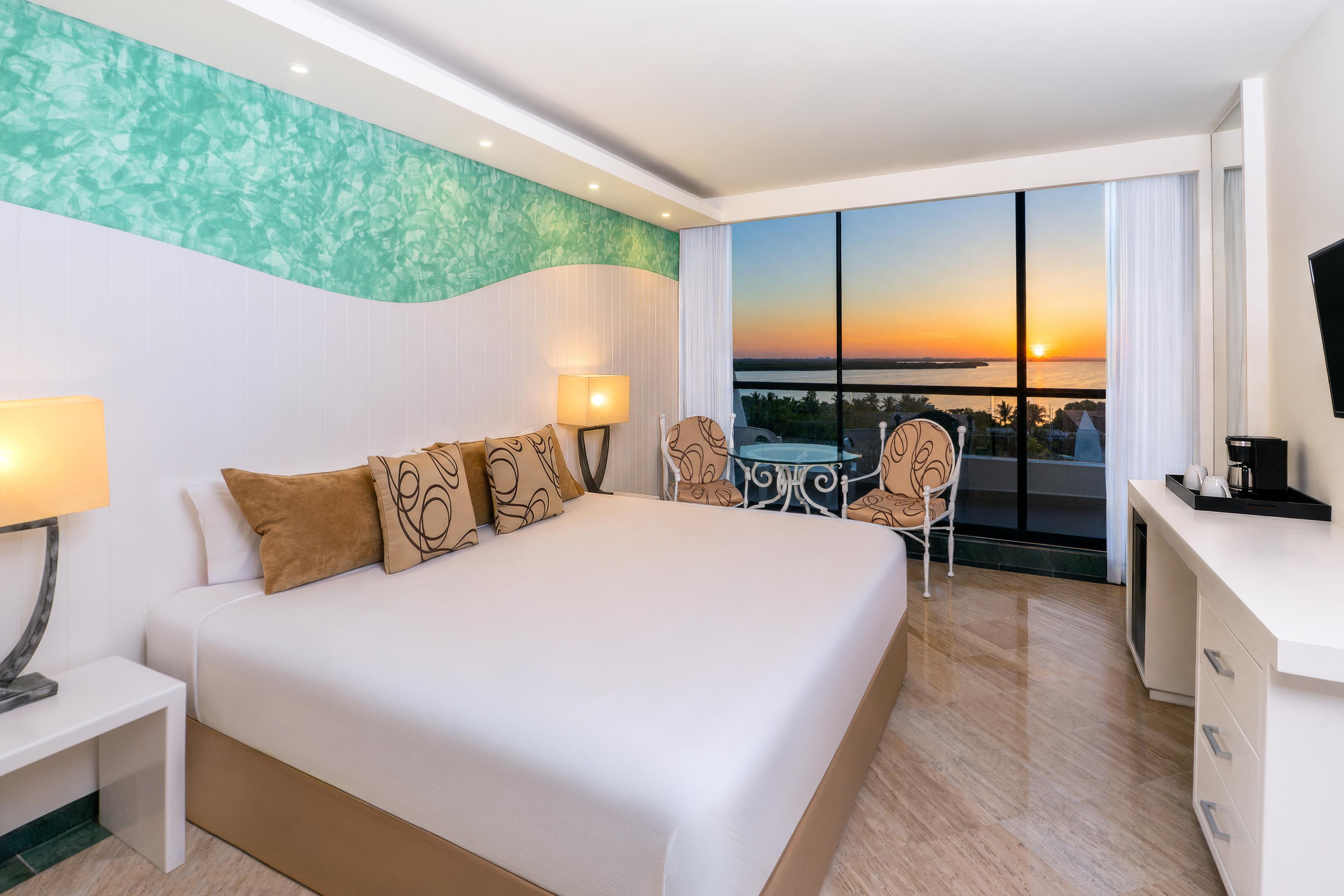 Habitación Triple Estándar con Vista al Lago