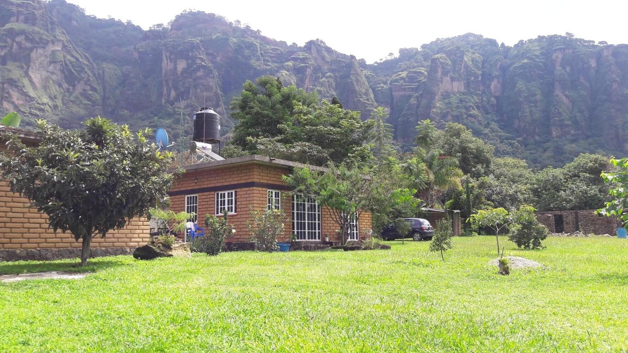 image-housing-carousel