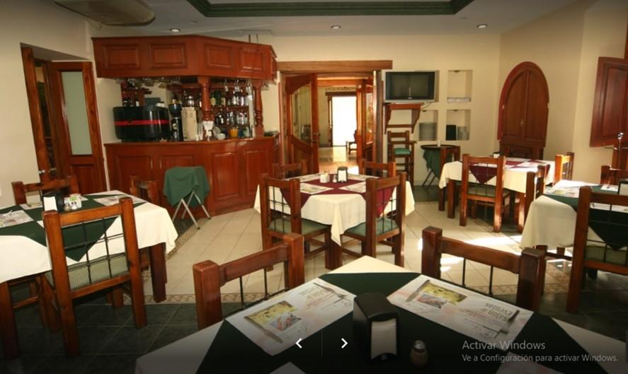 image-housing-carousel