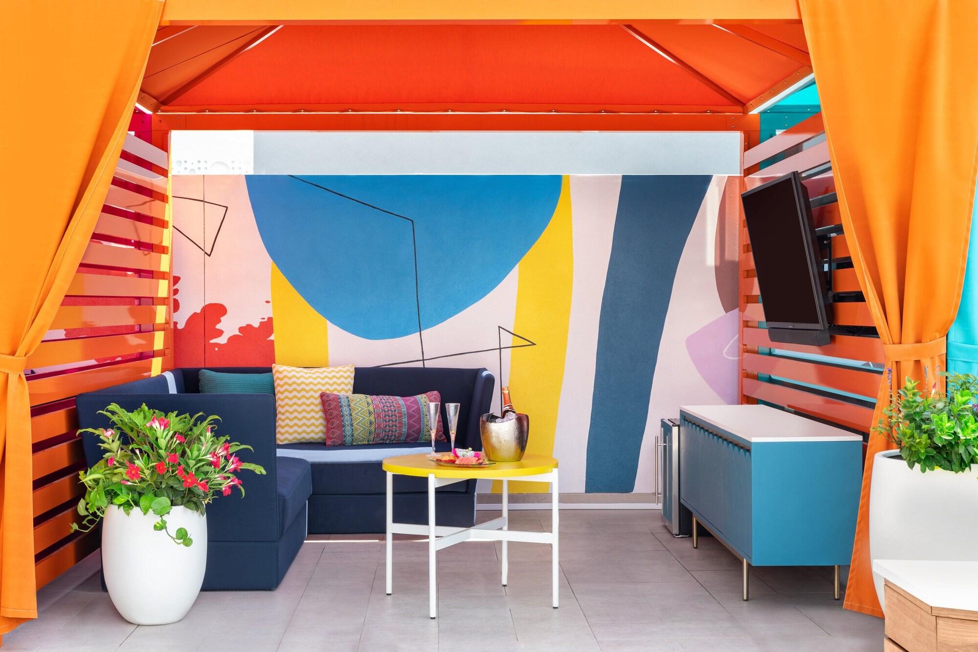 image-housing-carousel