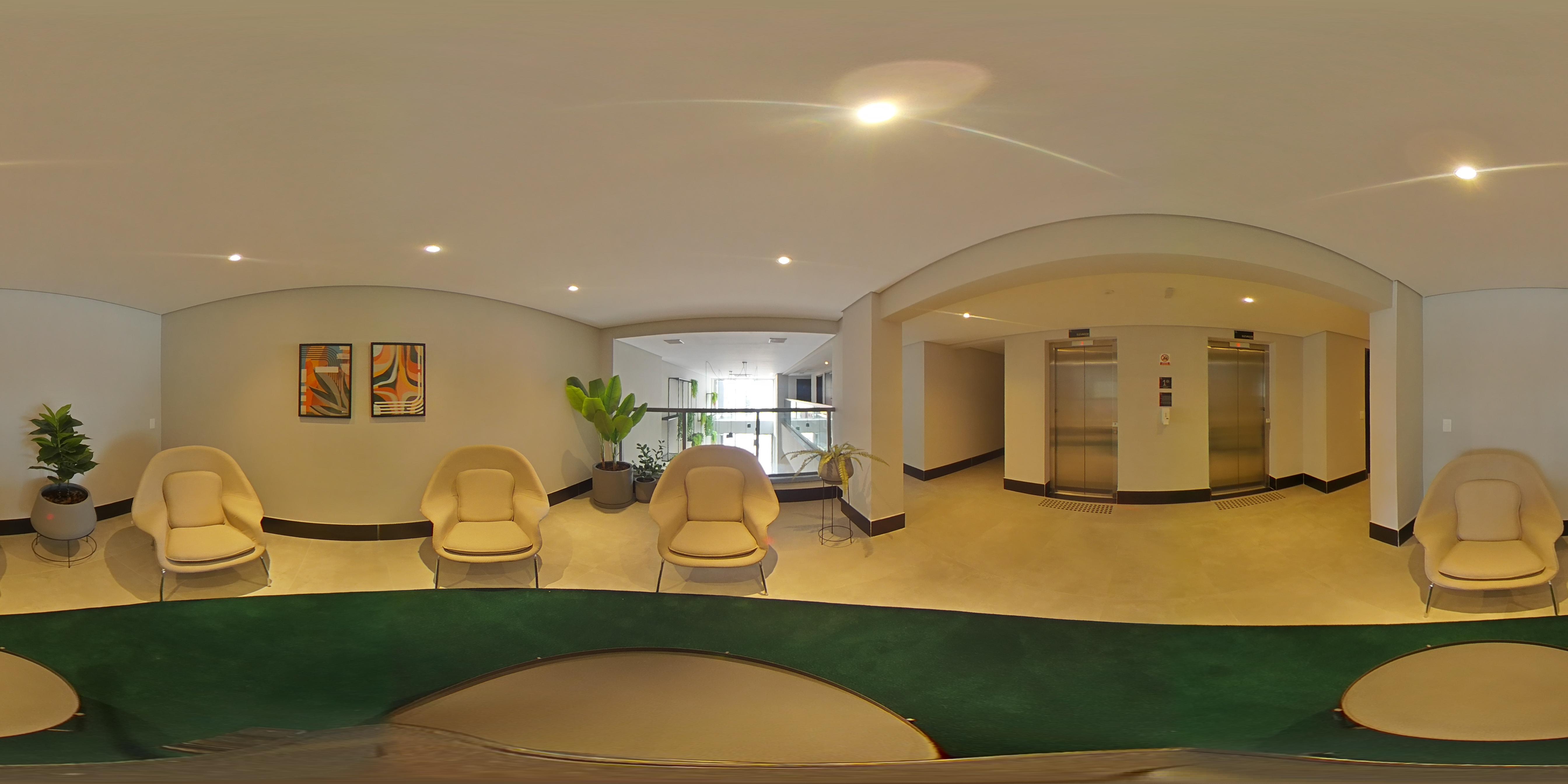 image-housing-carousel