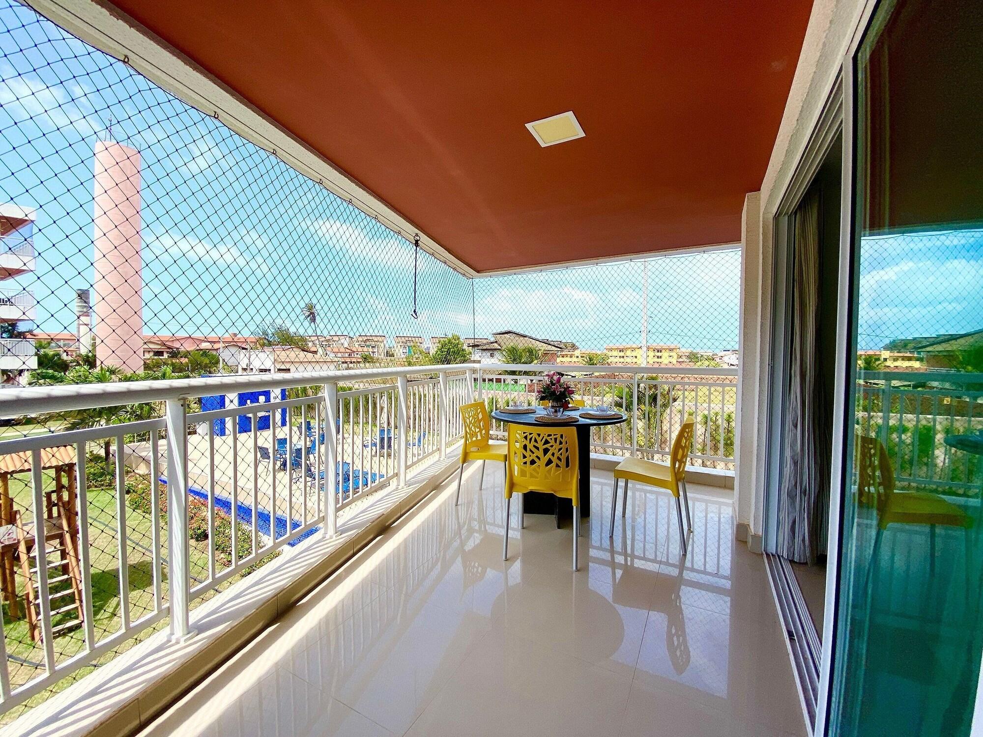 image-housing-carousel