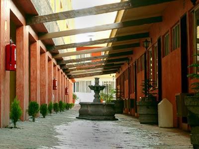 image-housing-carousel
