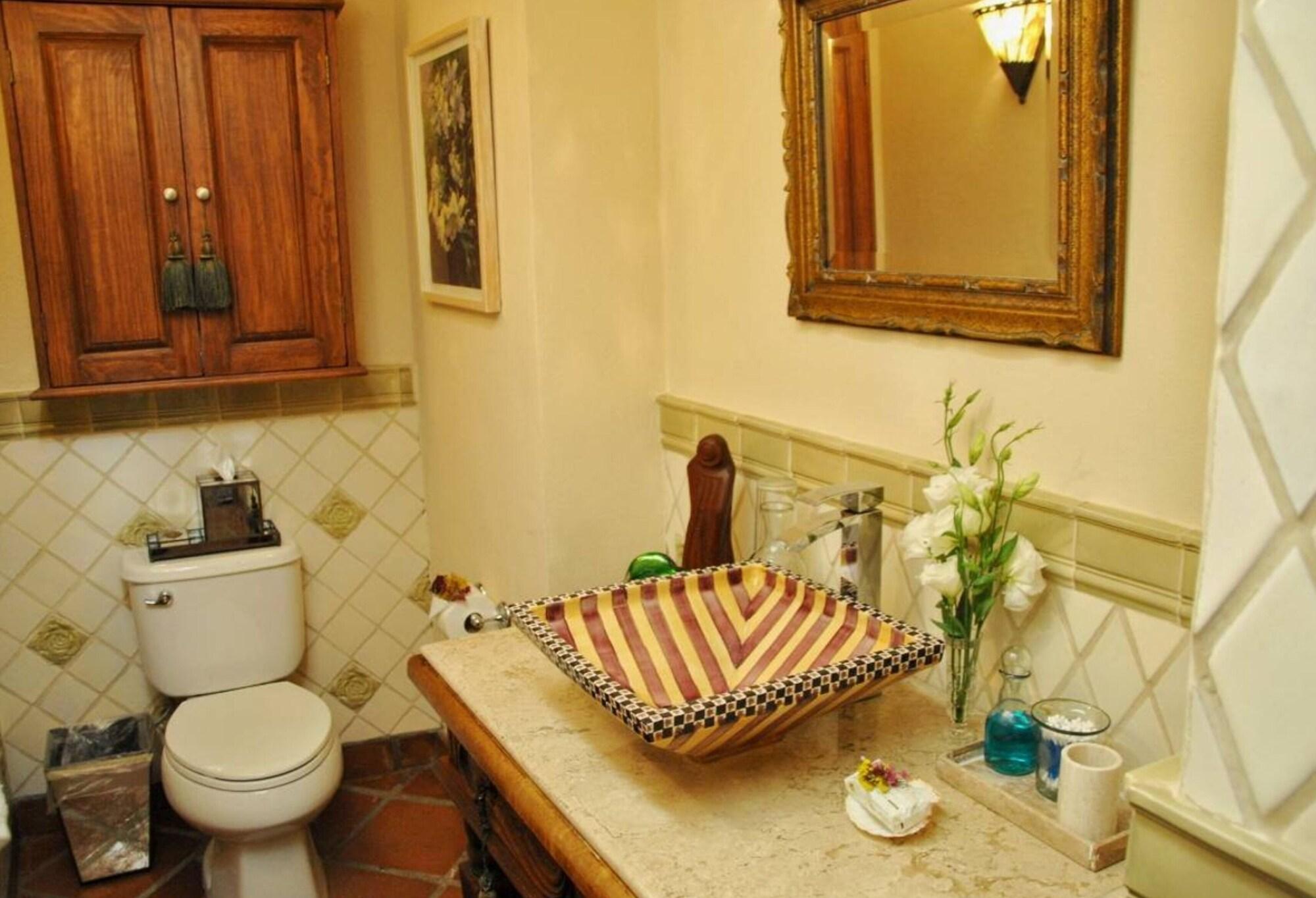 image-housing-carousel