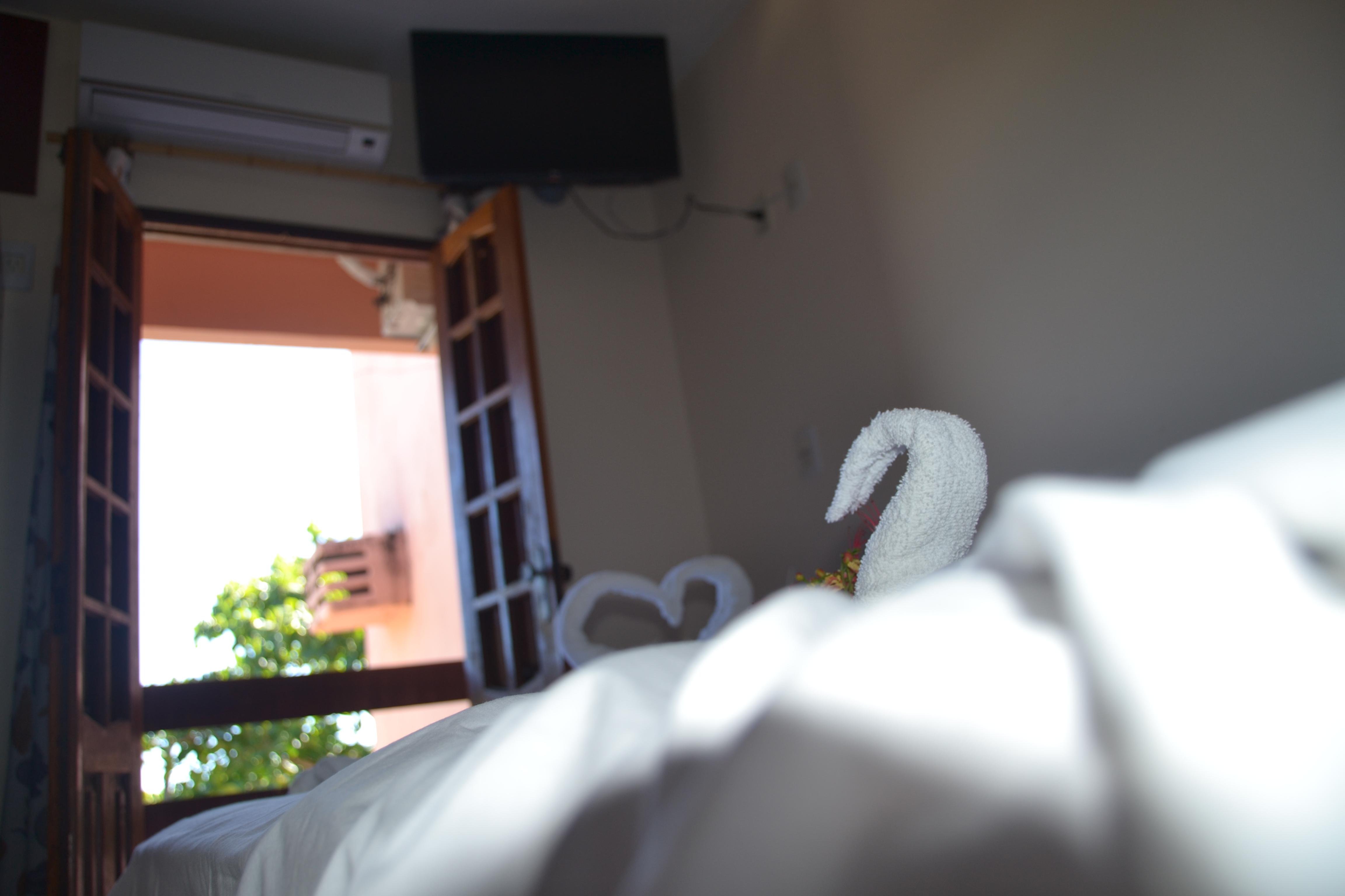 image-housing-carousel