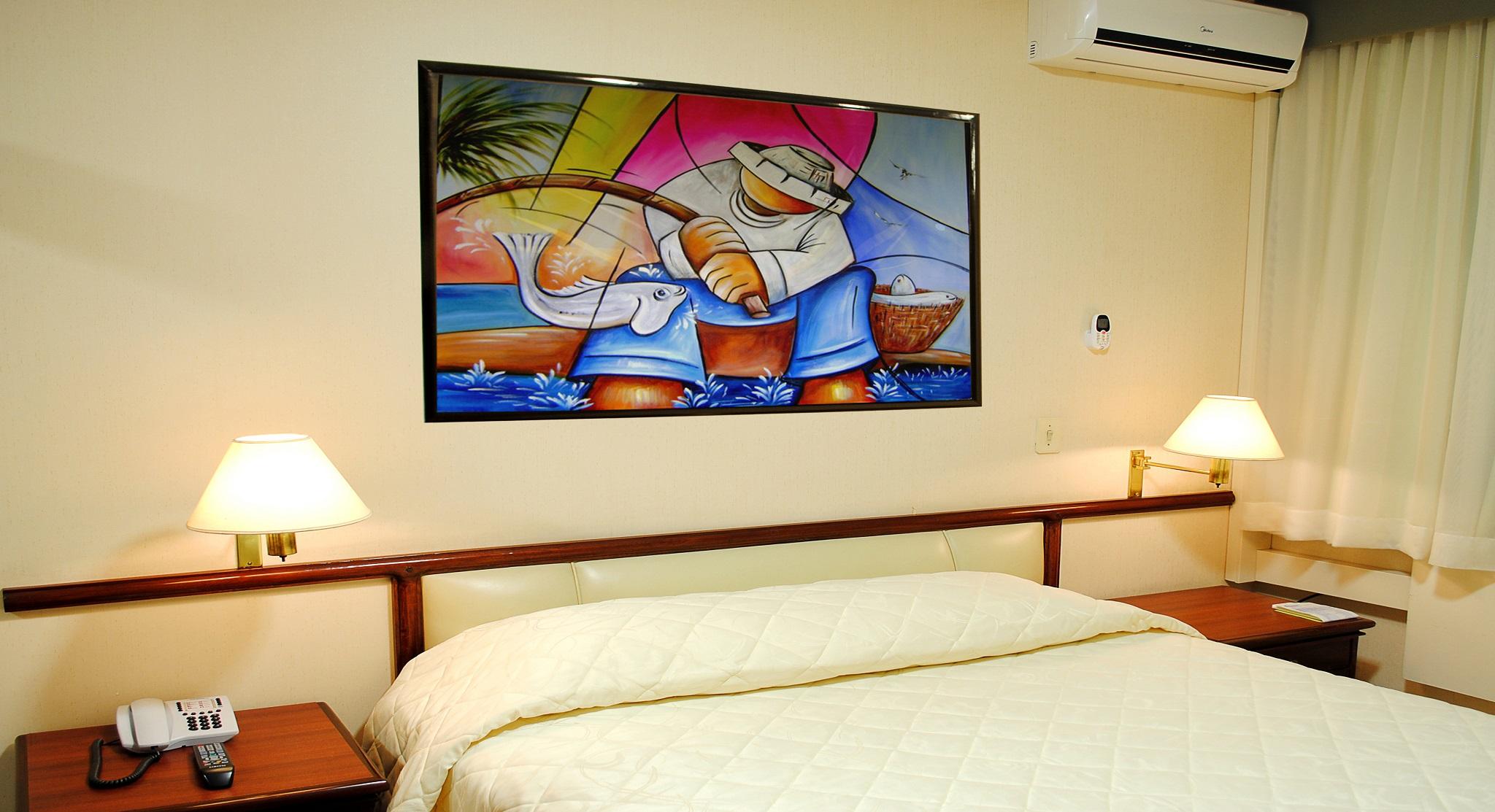 image-housing-carousel