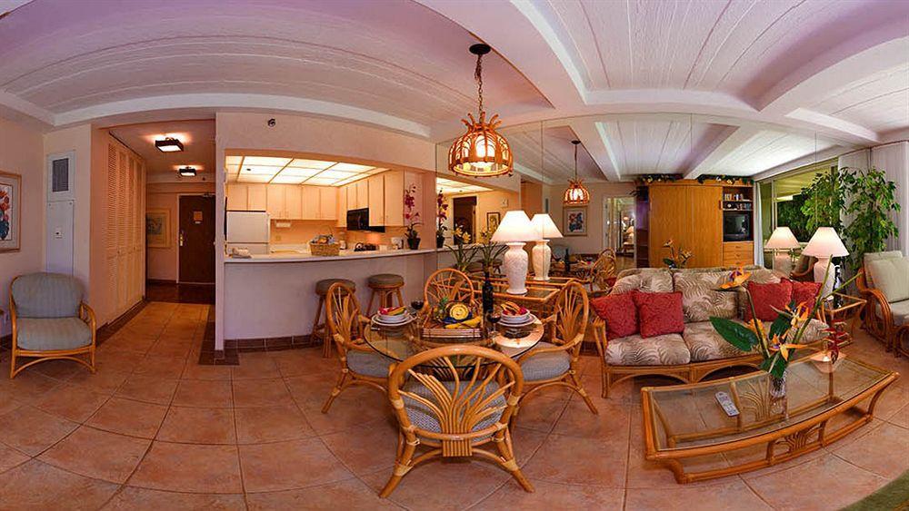 image-housing-carousel