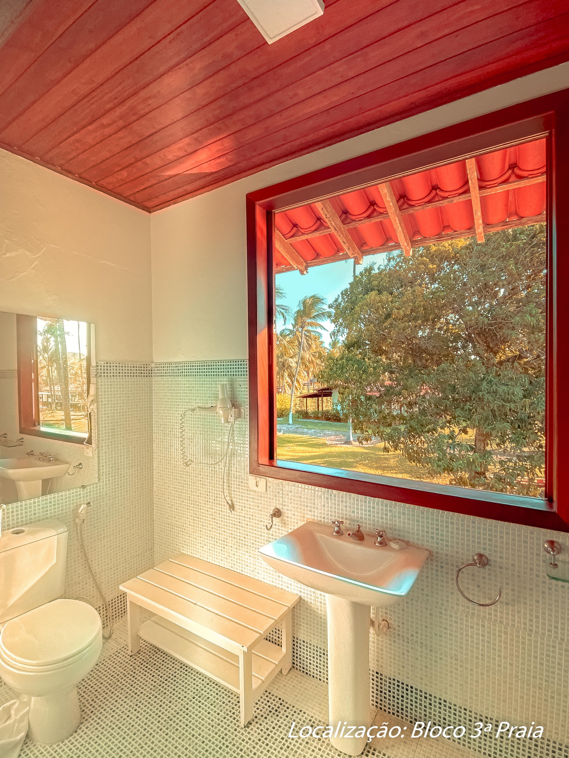 image-housing-carousel