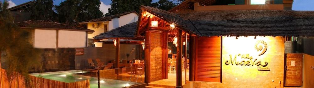 image-housing-carousel