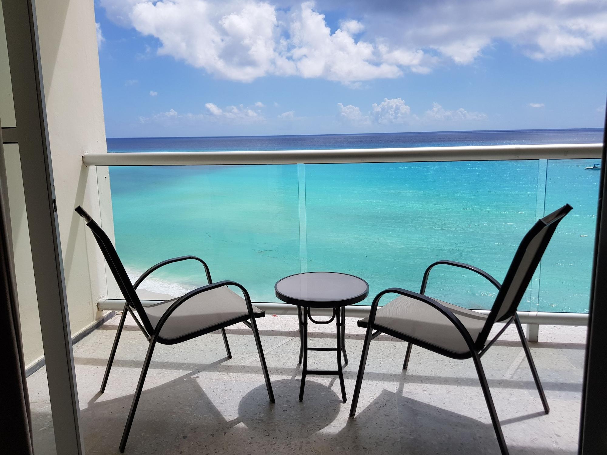 Estudio, vista a la playa