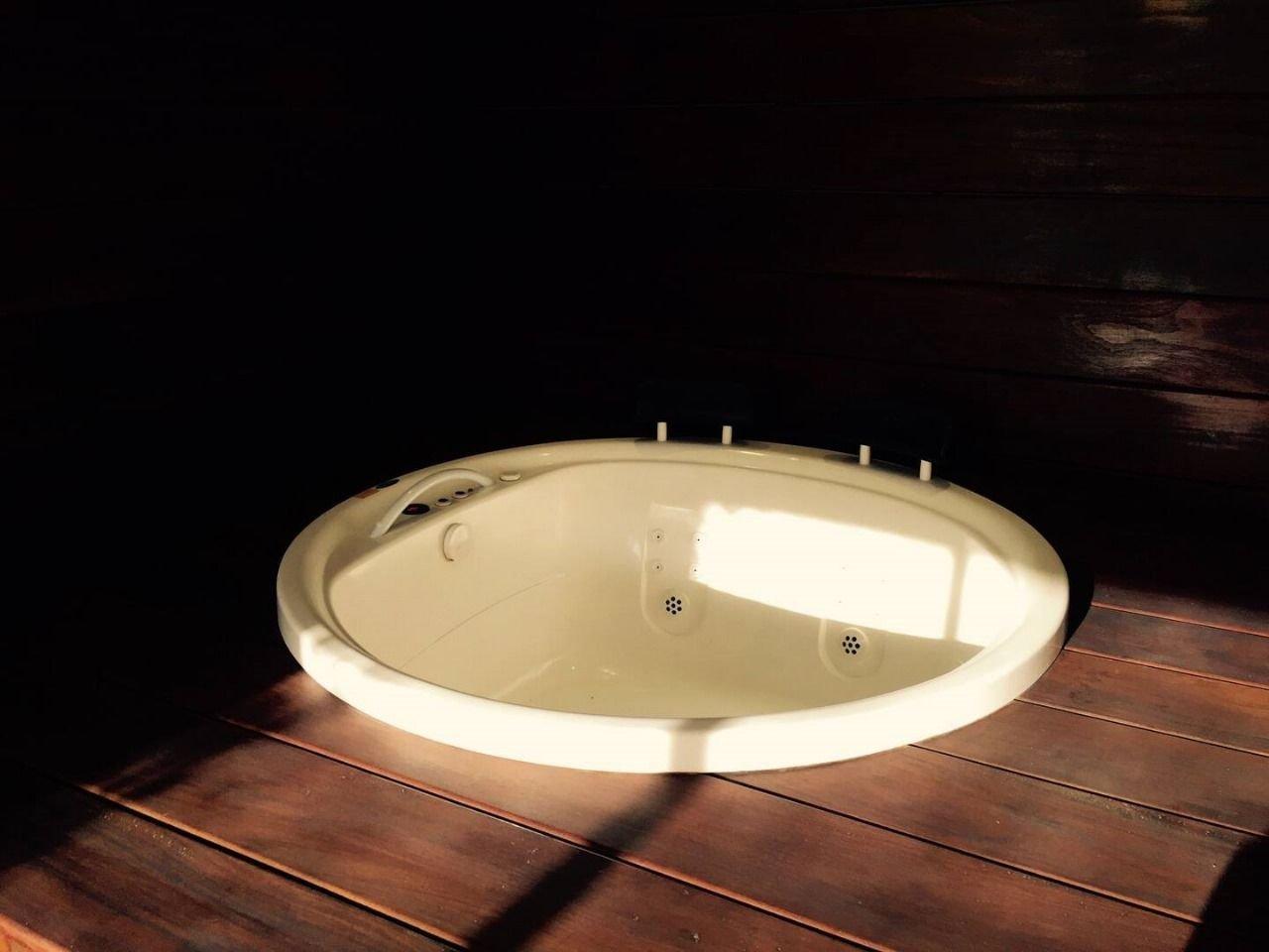 image-housing-carousel