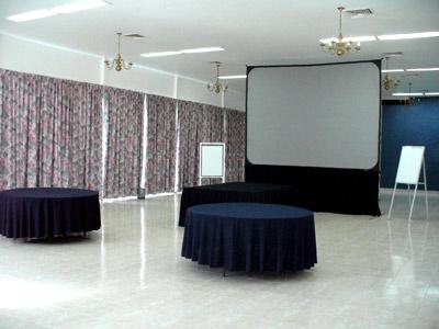 image-housing-carousel