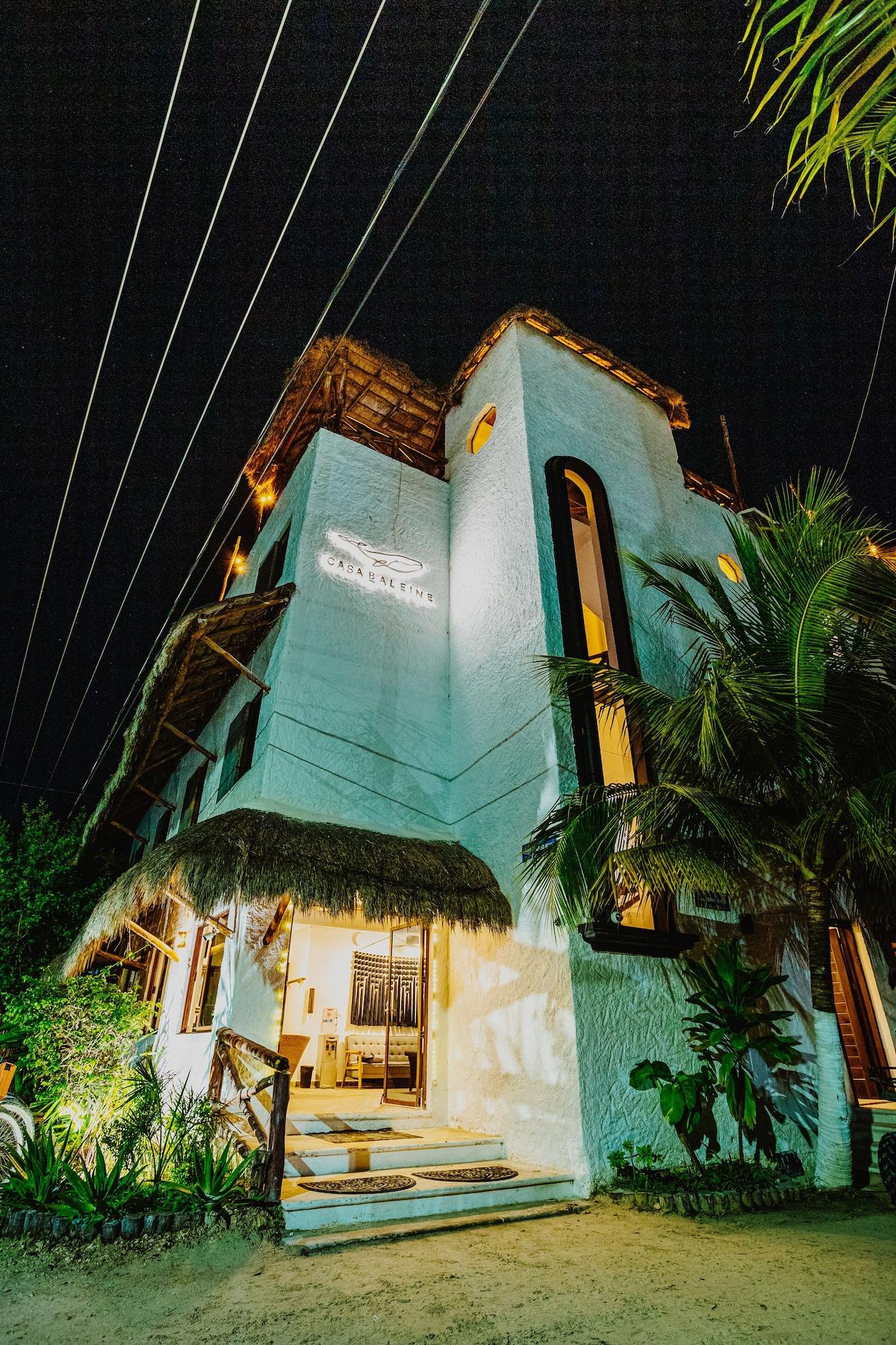 image-housing-carousel