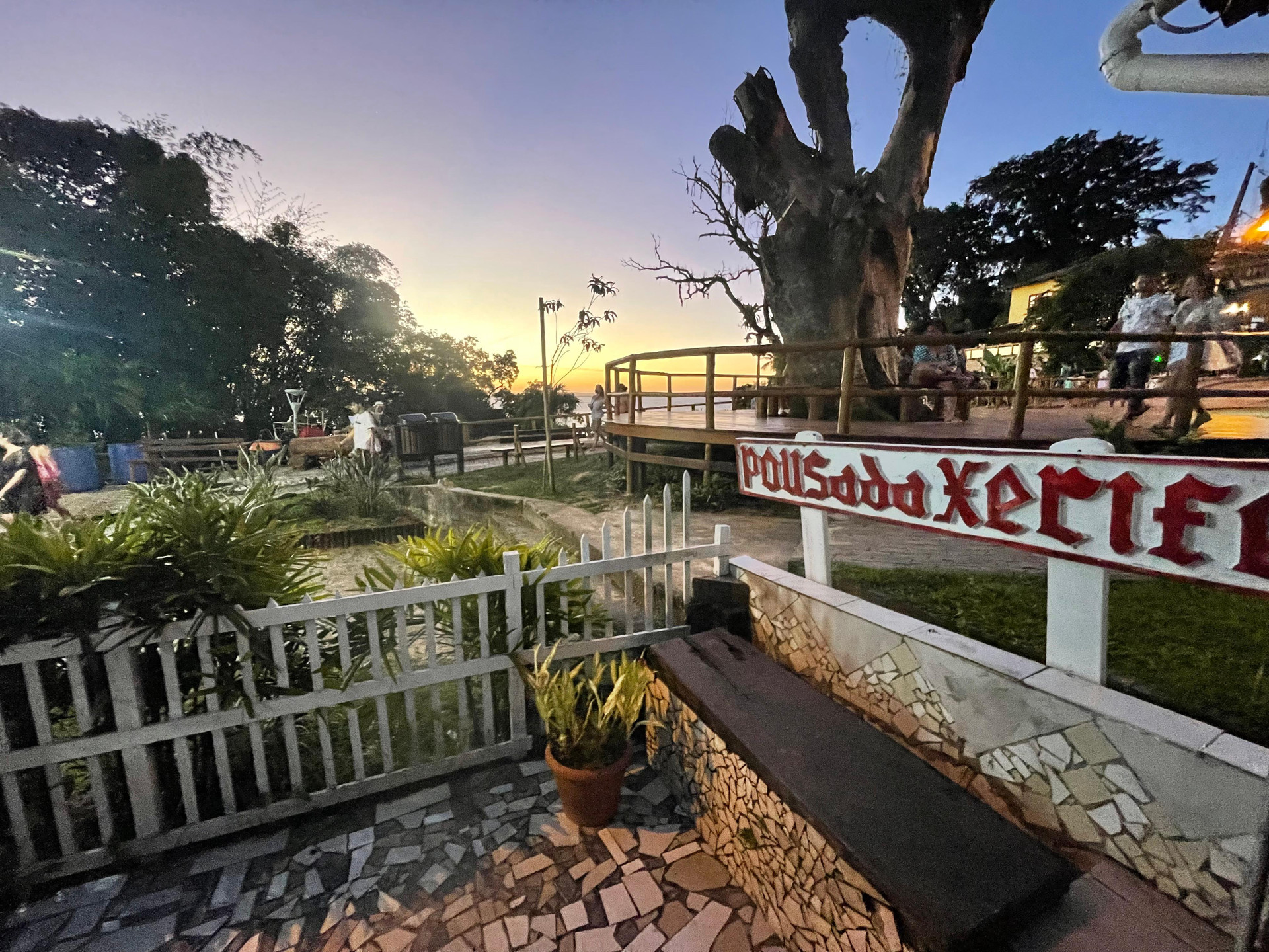 image-housing-carousel