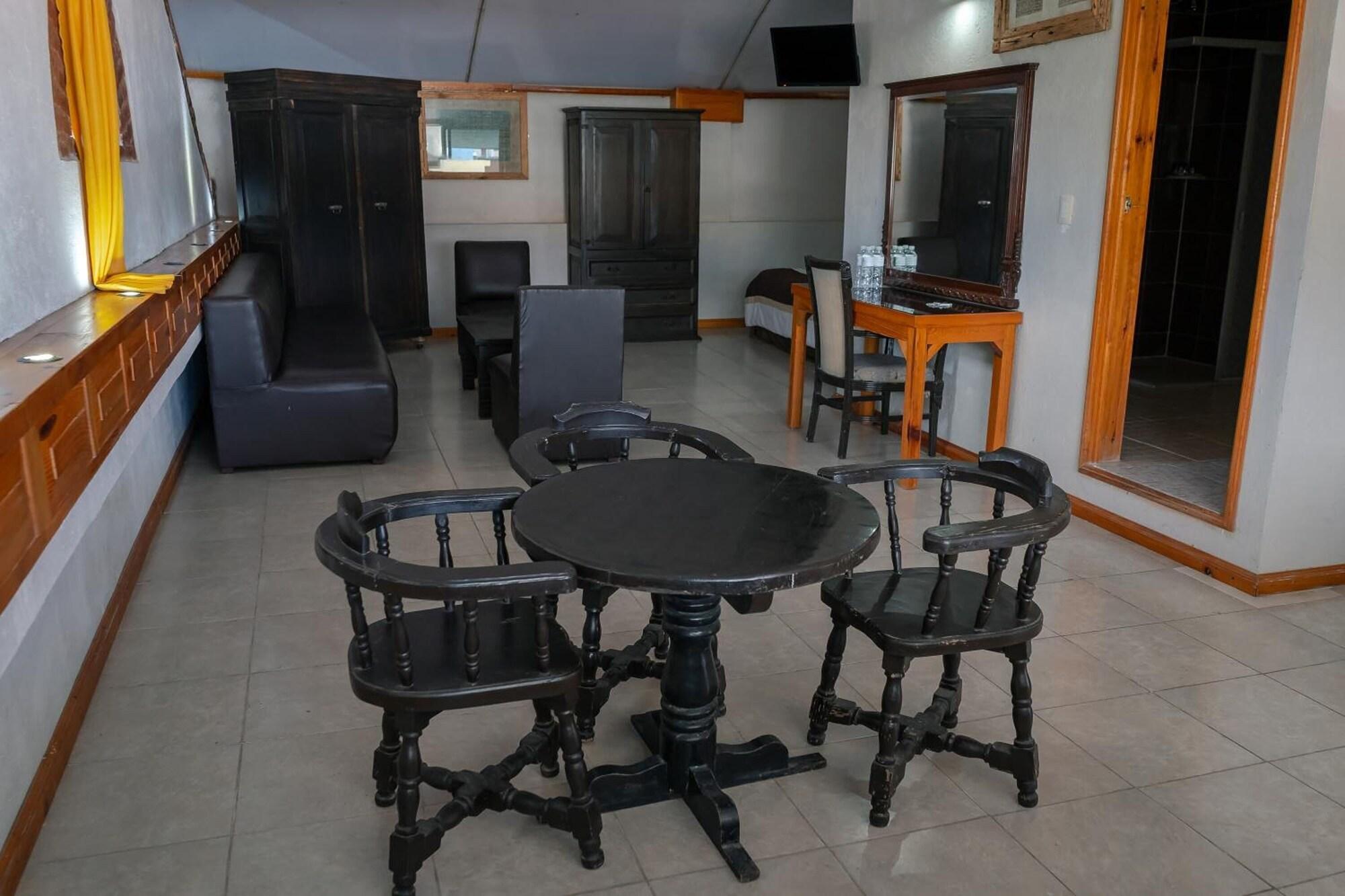 image-housing-carousel
