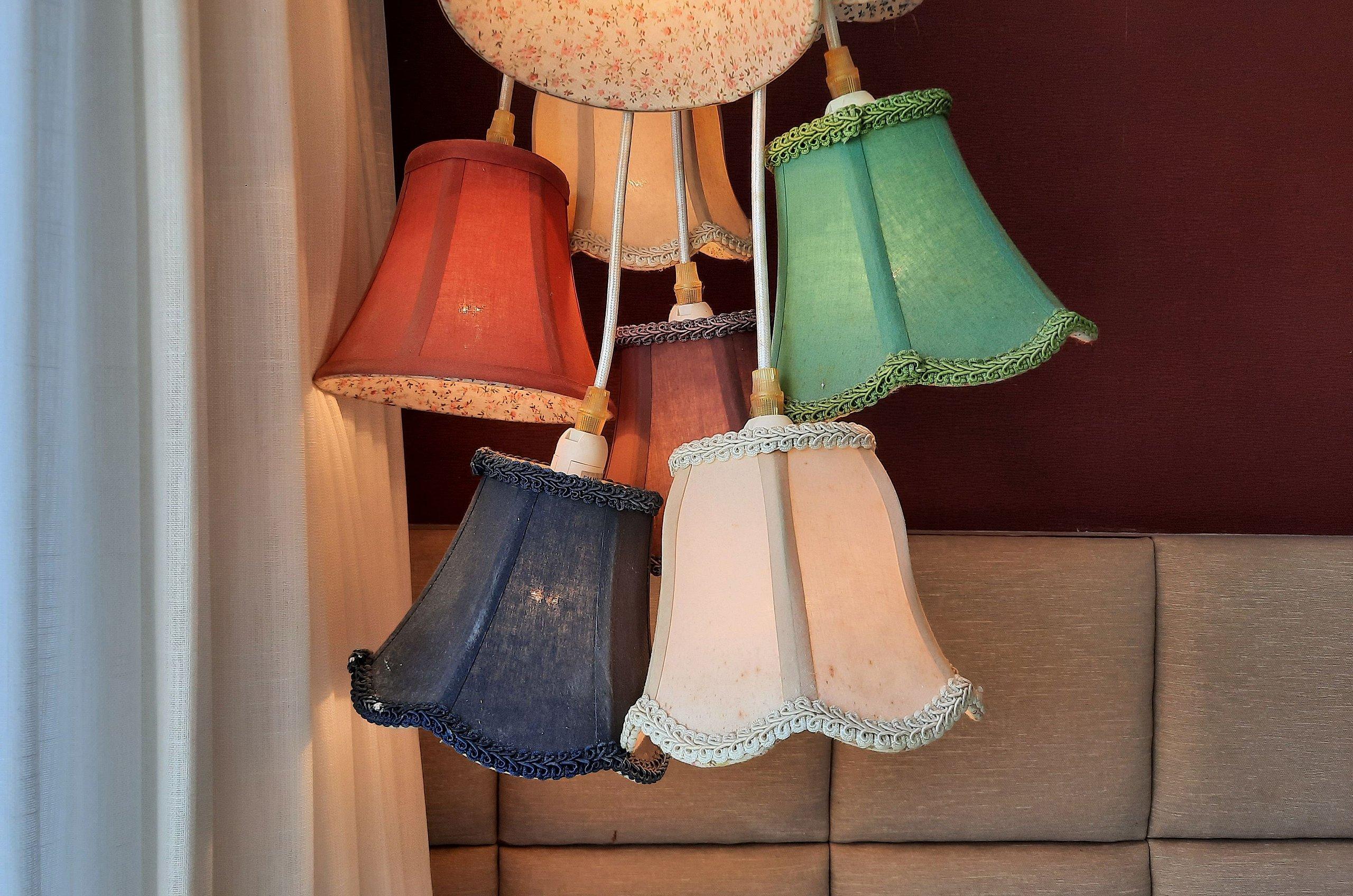 image-housing-carousel