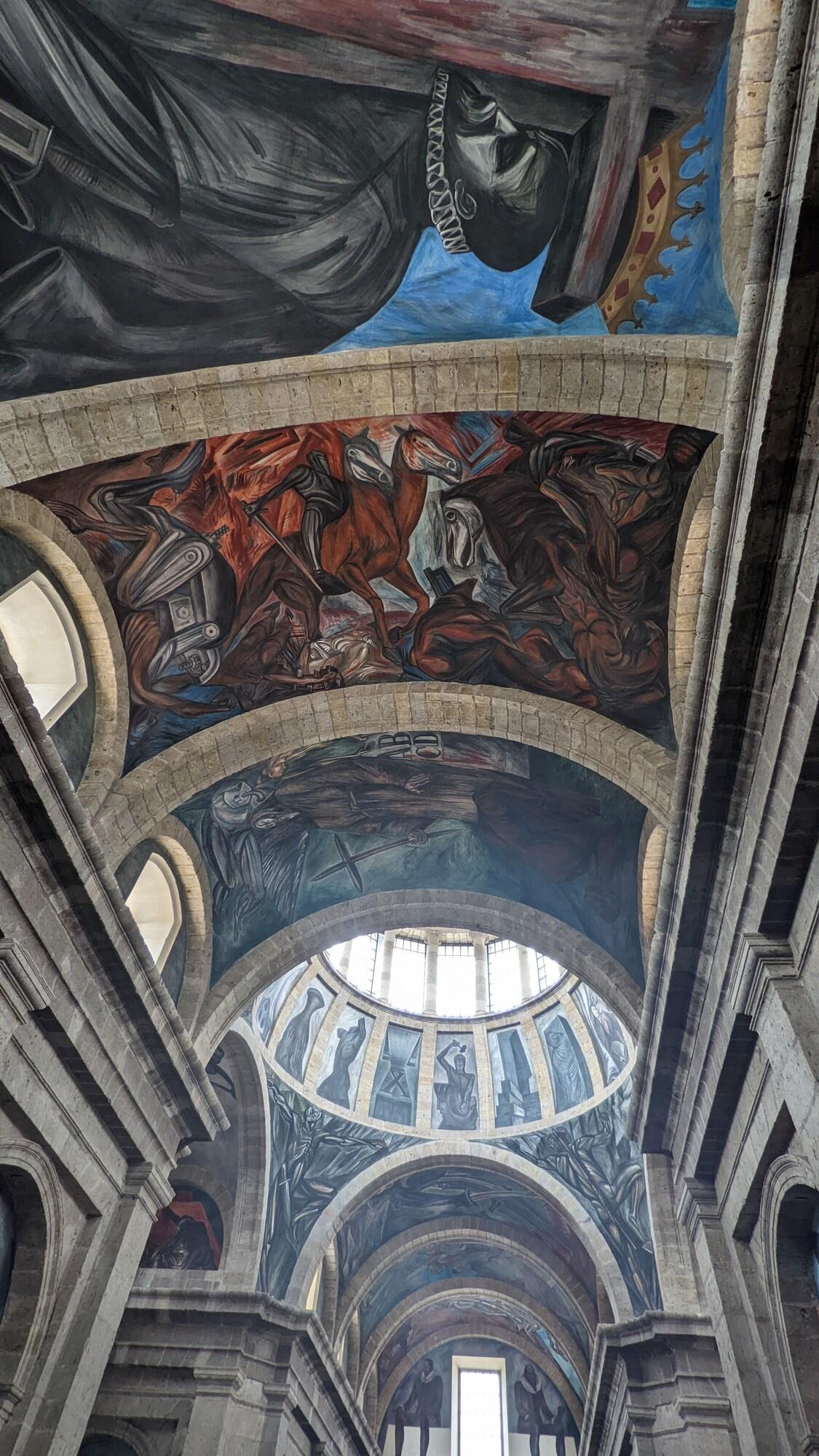 image-housing-carousel