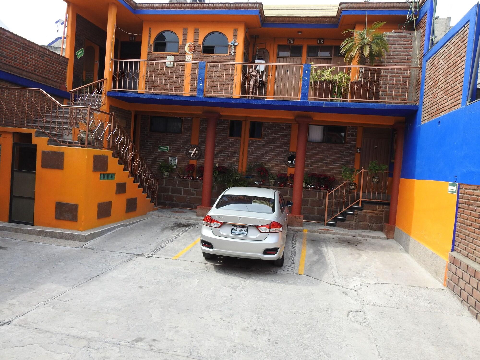 image-housing-carousel