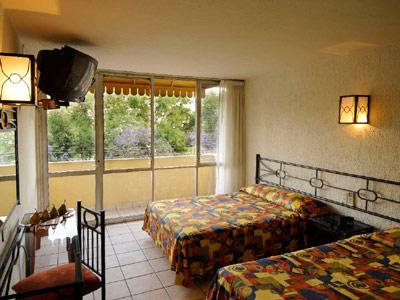 image-housing-carousel