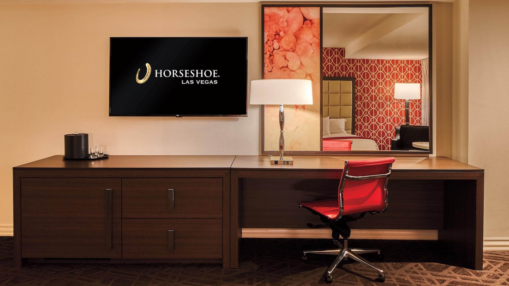 image-housing-carousel
