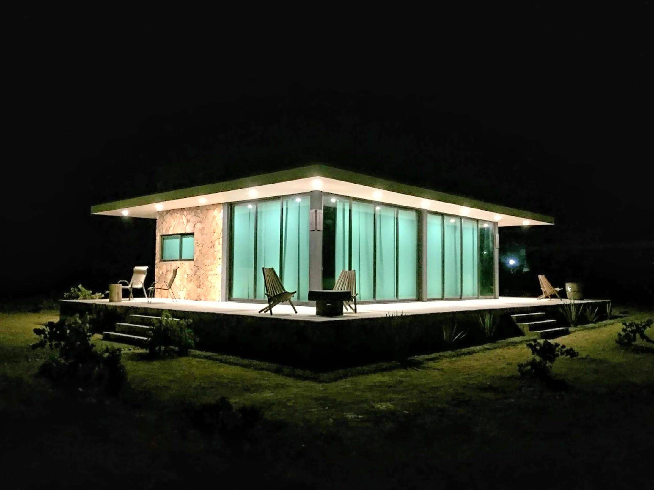 image-housing-carousel