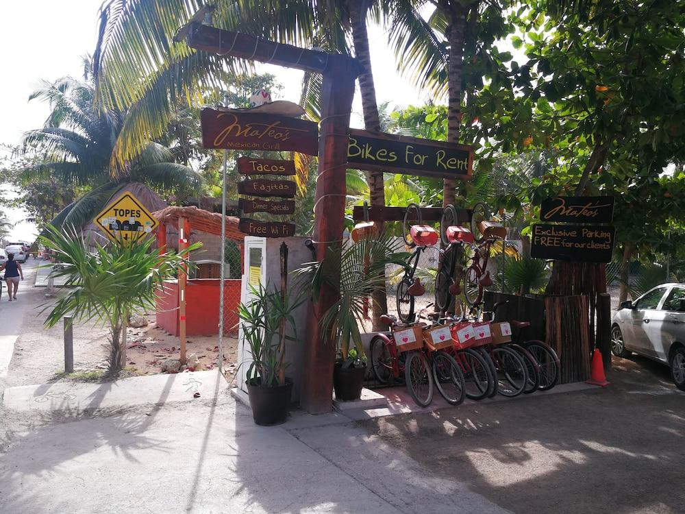 image-housing-carousel