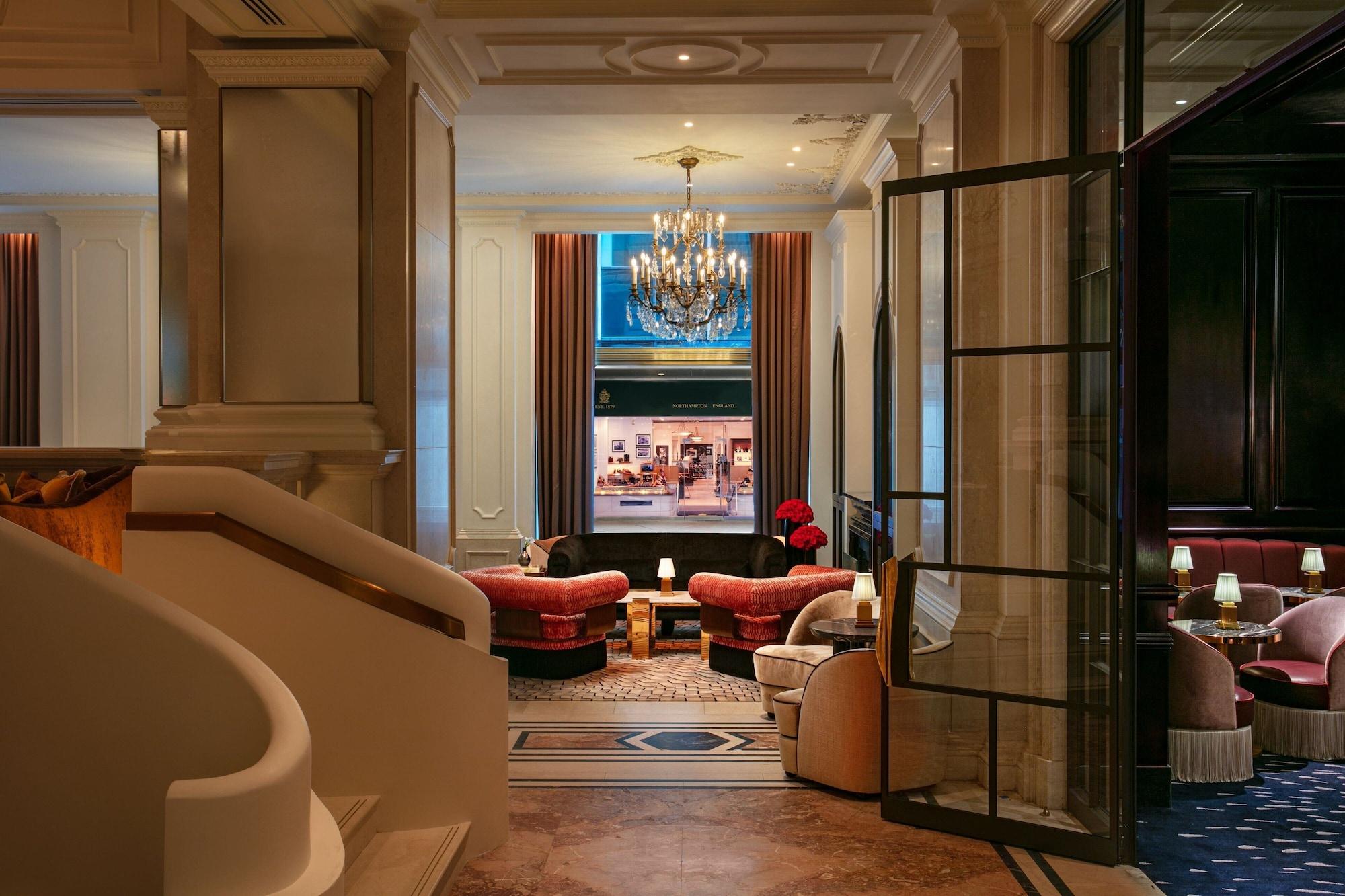 image-housing-carousel