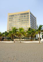 Courtyard By Marriott Fort Lauderdale Beach