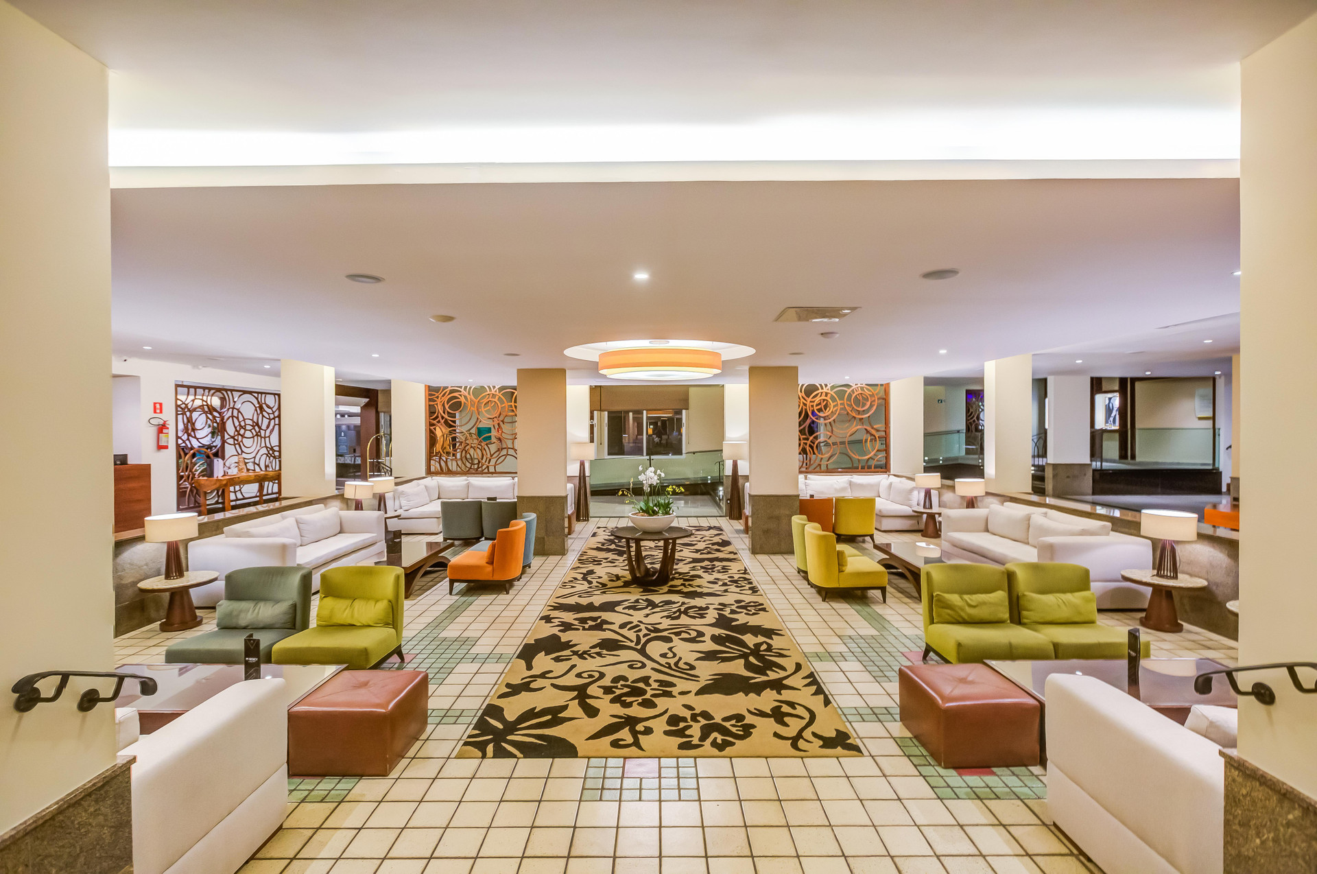 image-housing-carousel