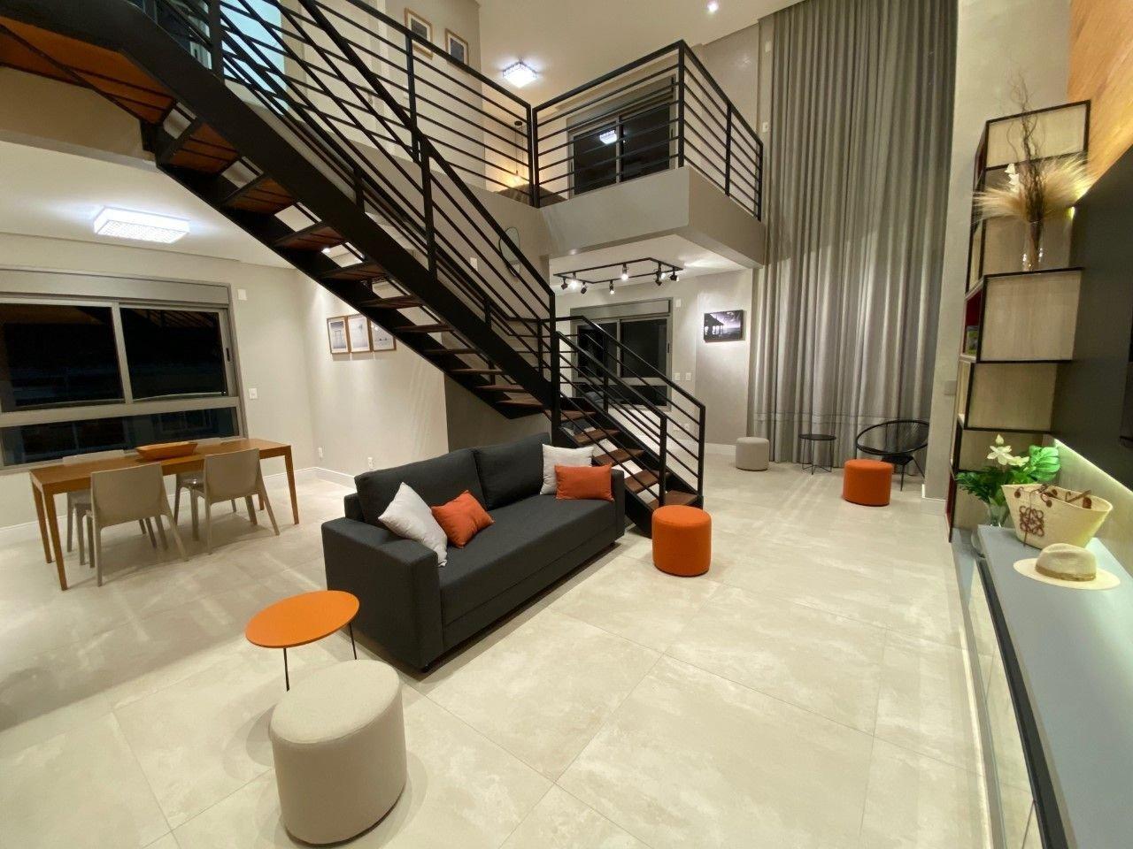 image-housing-carousel
