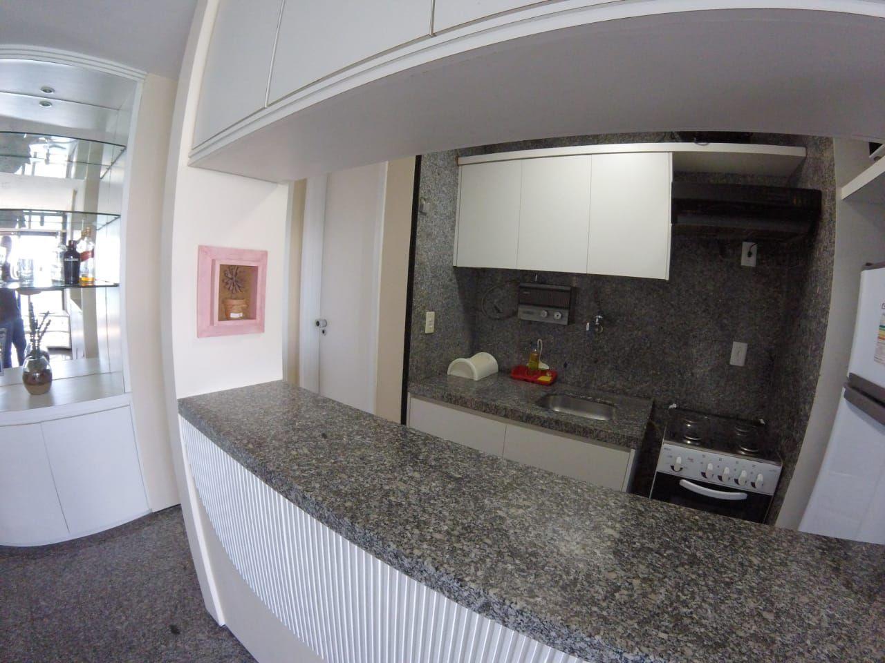 image-housing-carousel