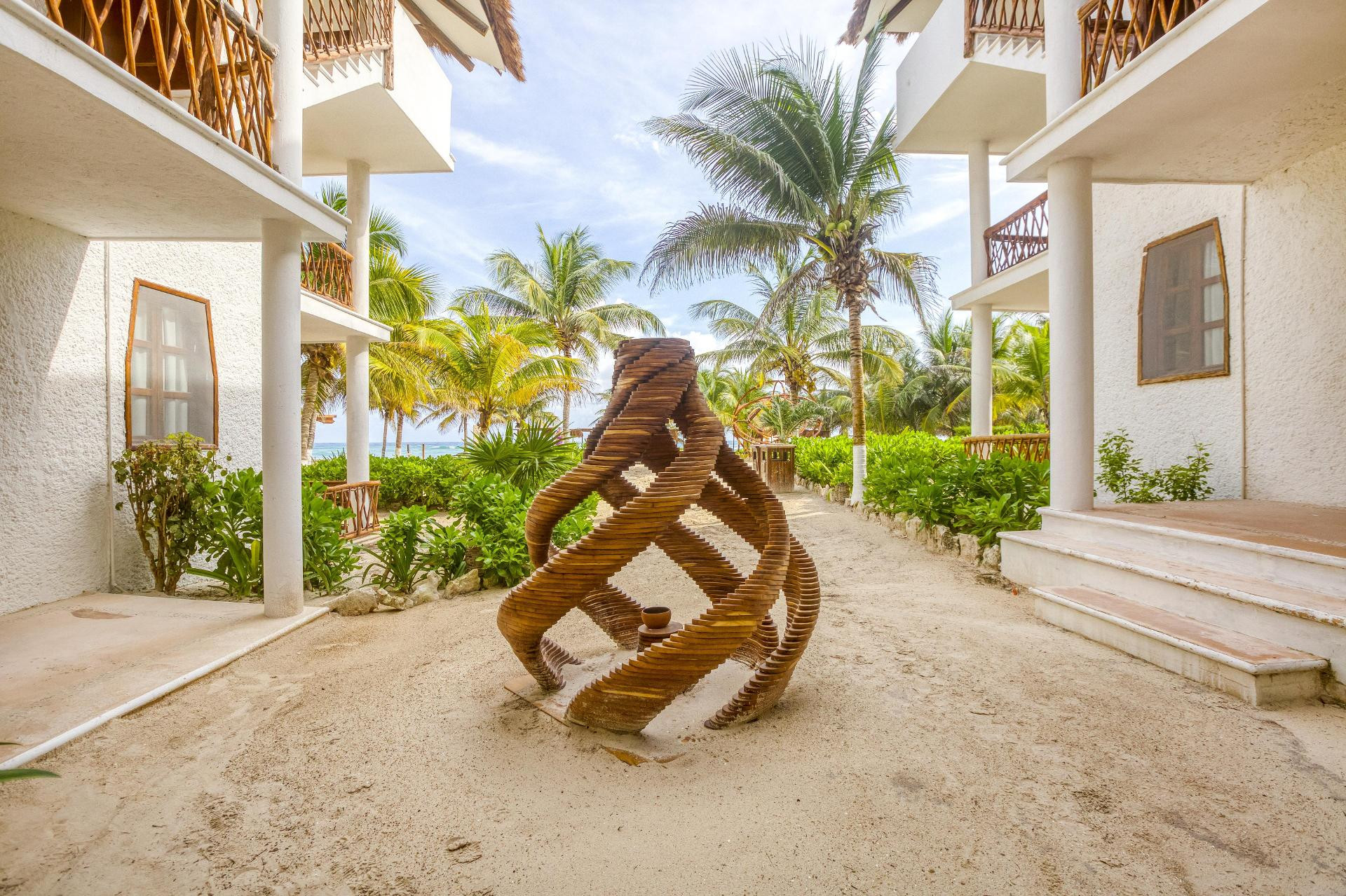 image-housing-carousel