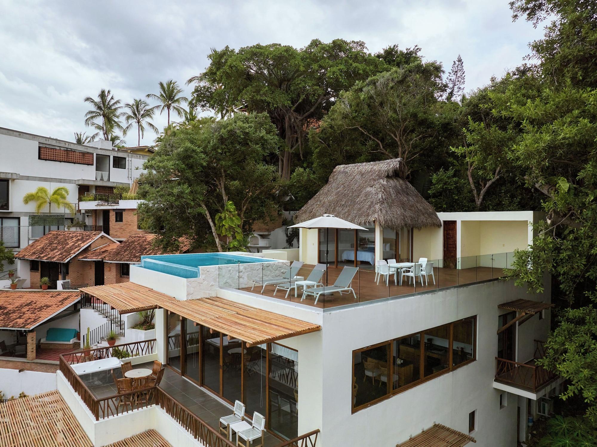 Ocean View Penthouse Premium