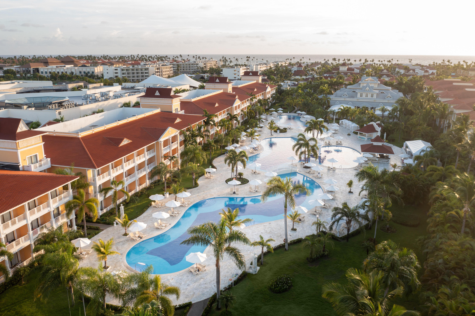 Bahia Principe Grand Aquamarine Solo Adultos