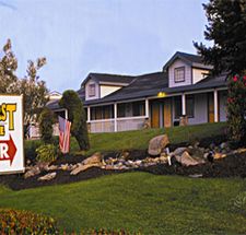 Oakhurst Lodge