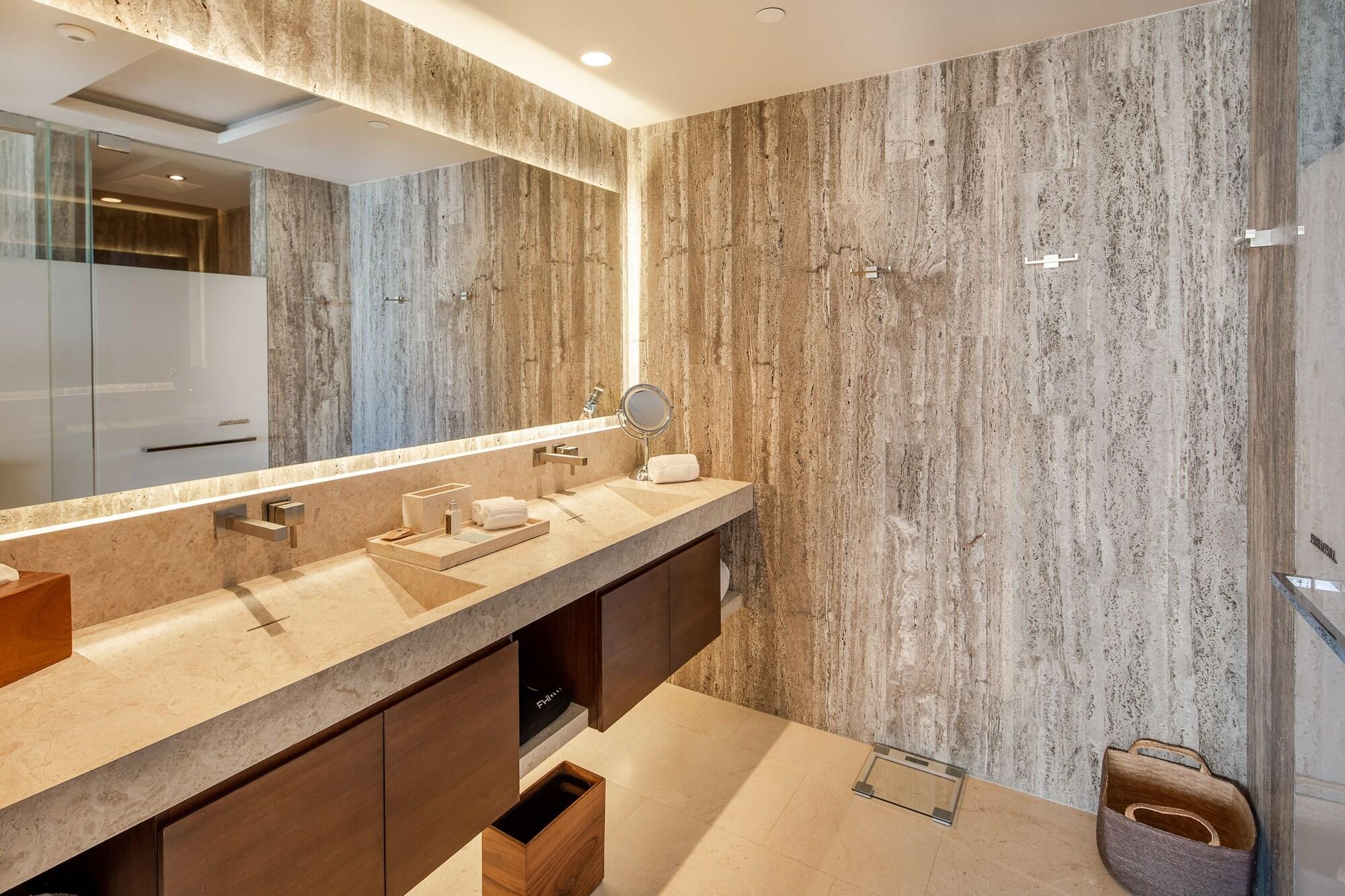 Two Bedroom Villa Ocean View with Hot Tub
