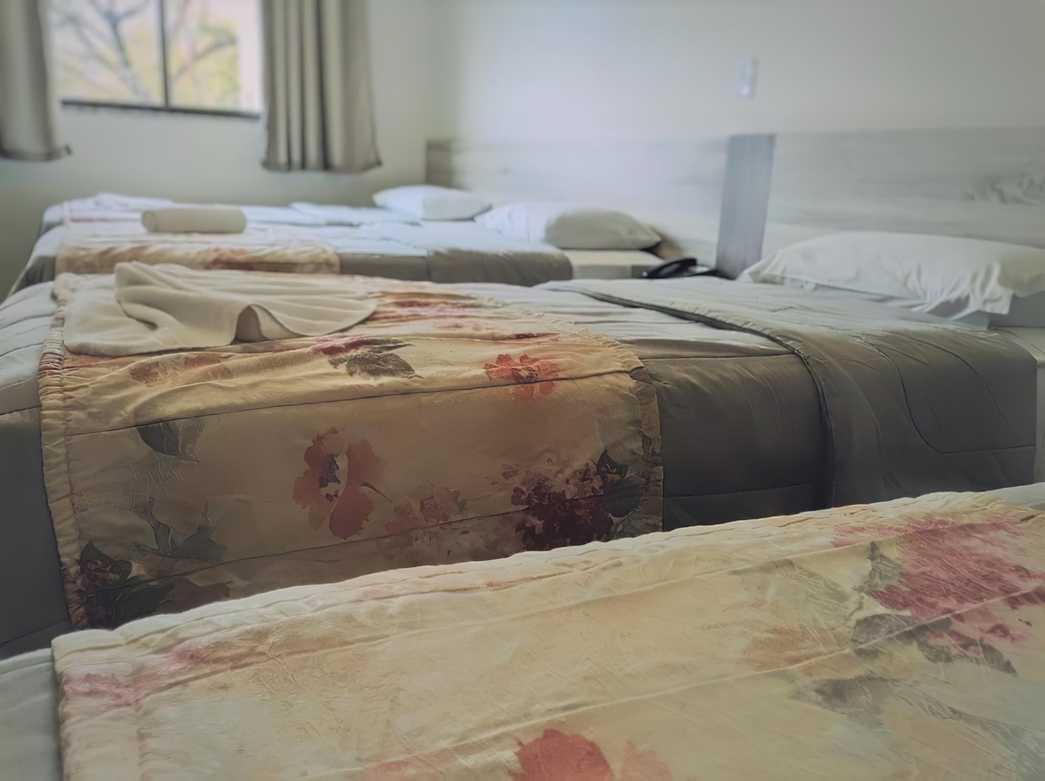 image-housing-carousel
