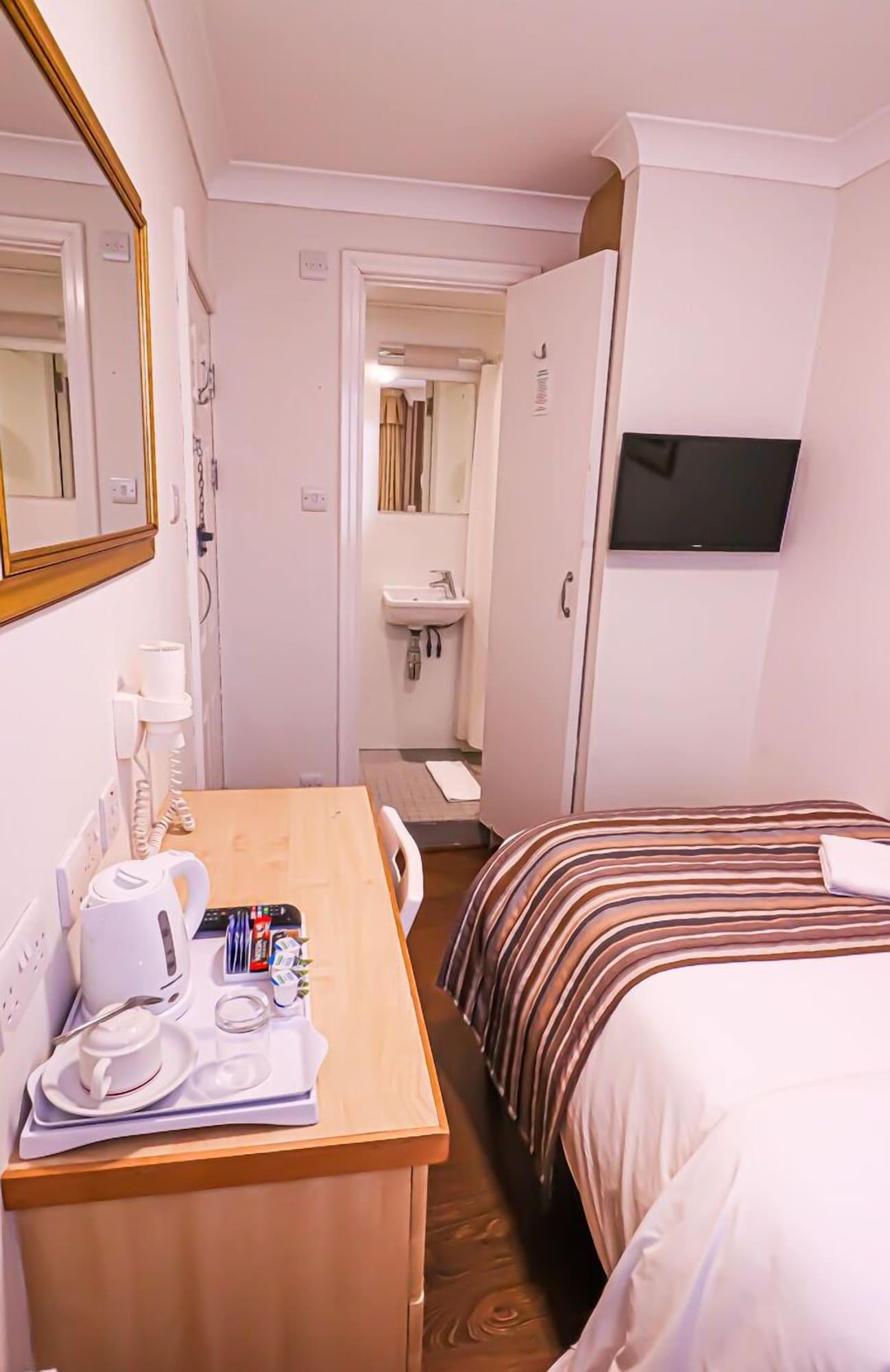 Set de Habitación The Fairway Hotel