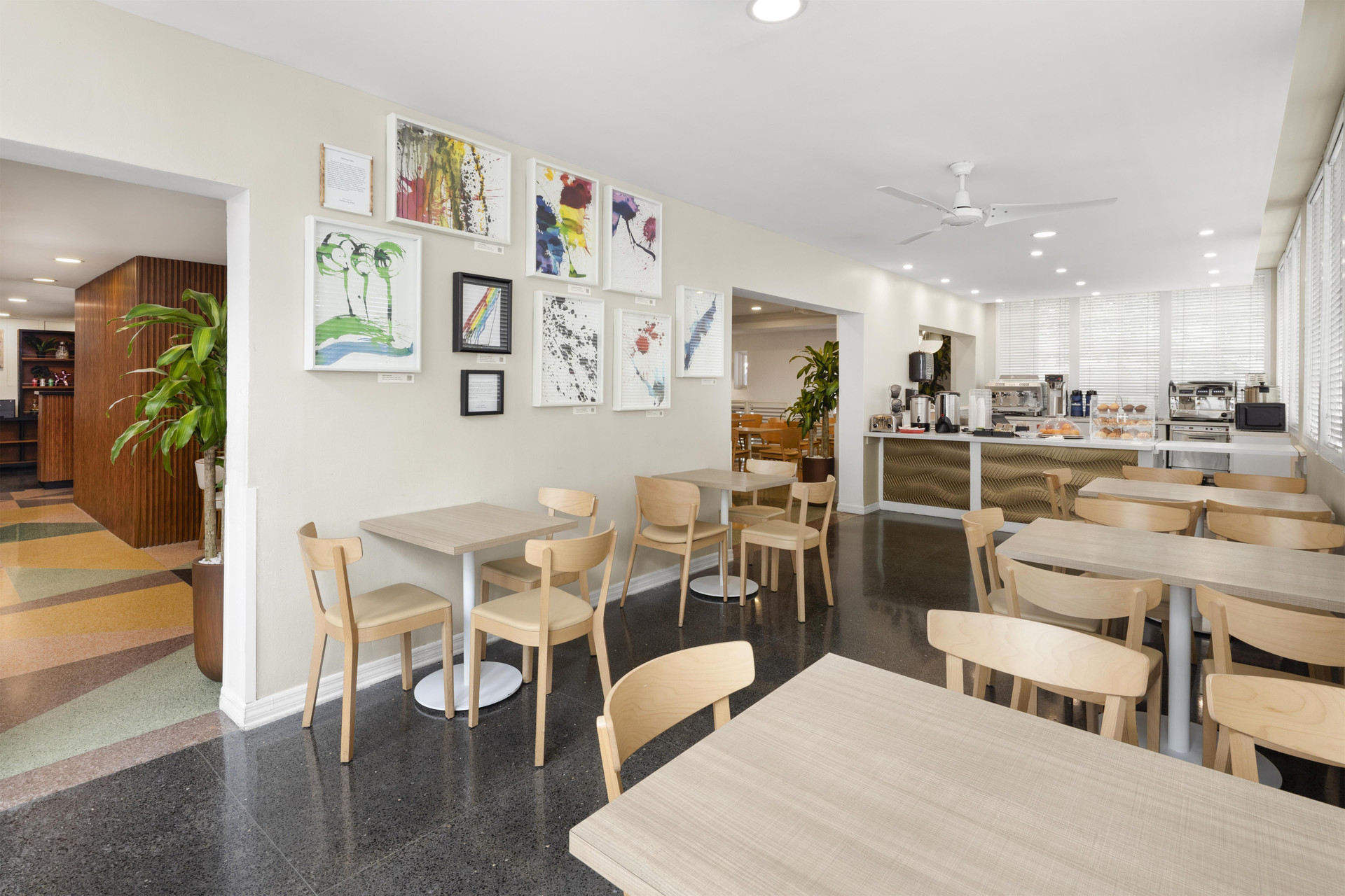 Restaurant The One50 Hotel, Bw Signature Collection